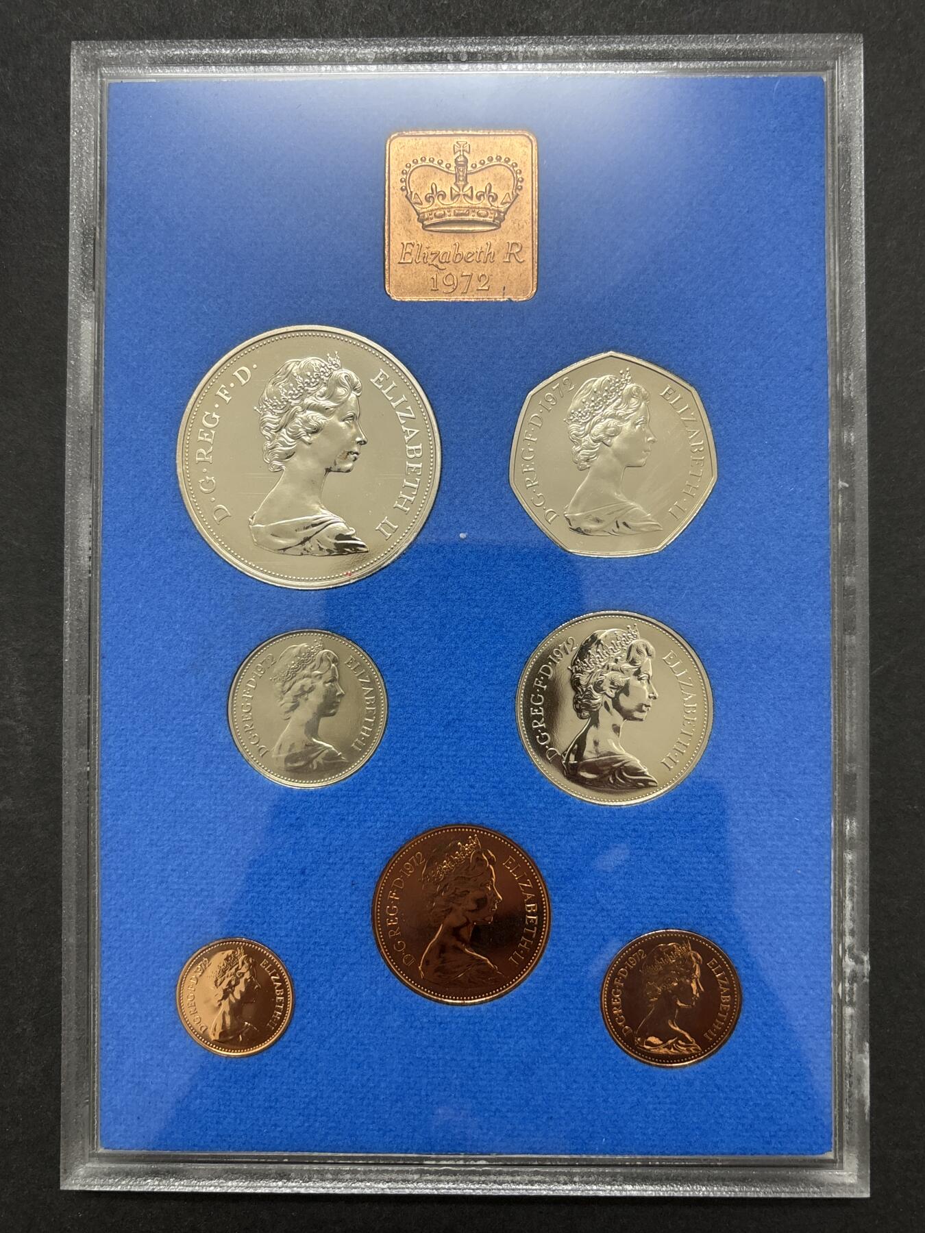 文馨钱币收藏 迎新纳福2026新年第一场（第 287 场）金银老铜币拍卖 原封原盒全新  1972 年英国精制币带铜章一套