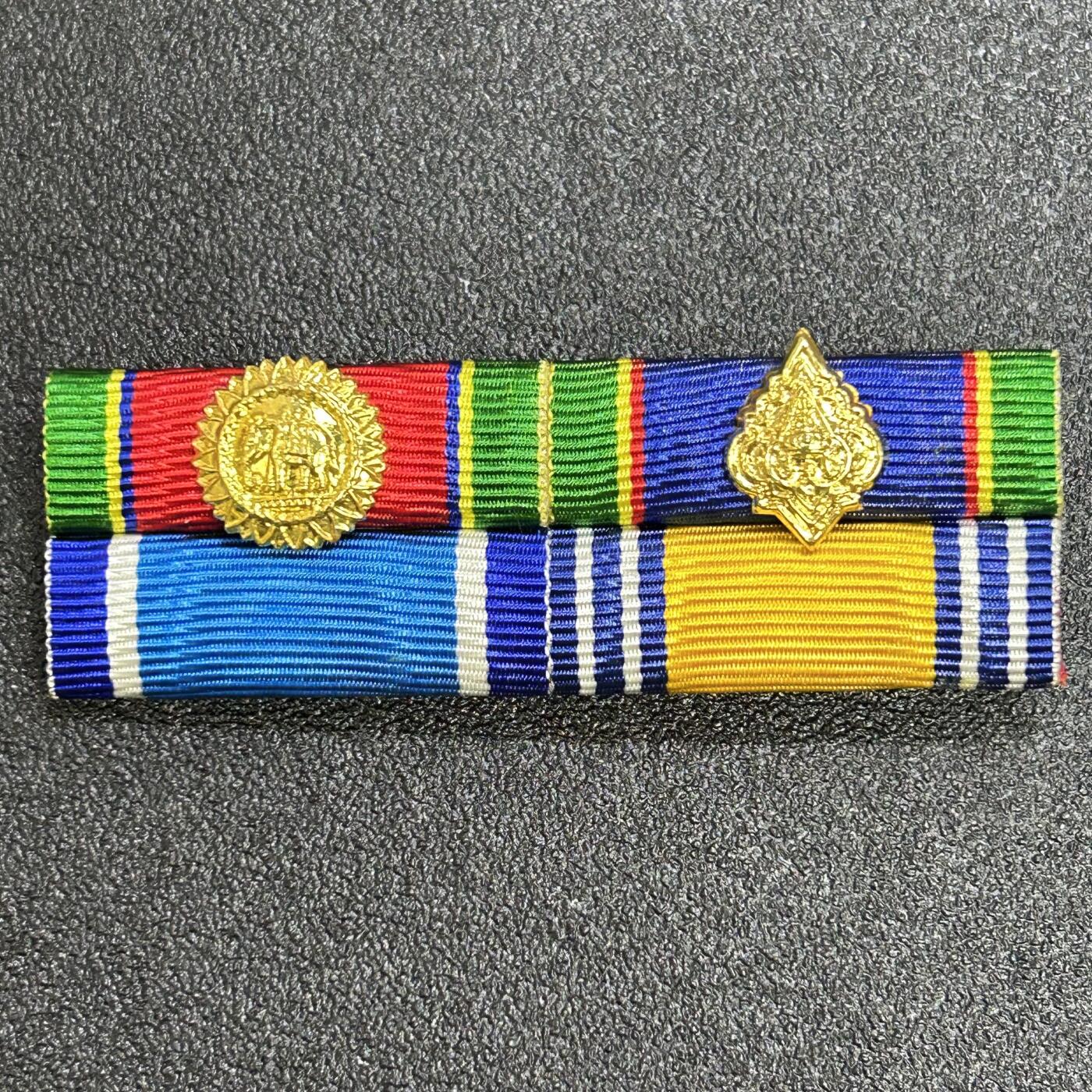 西秦中古拍卖第七十二期 泰国将官4联略 二等白象勋章、二等王冠勋章、诗丽吉王后72岁生日奖章、普密蓬国王登基60周年奖章