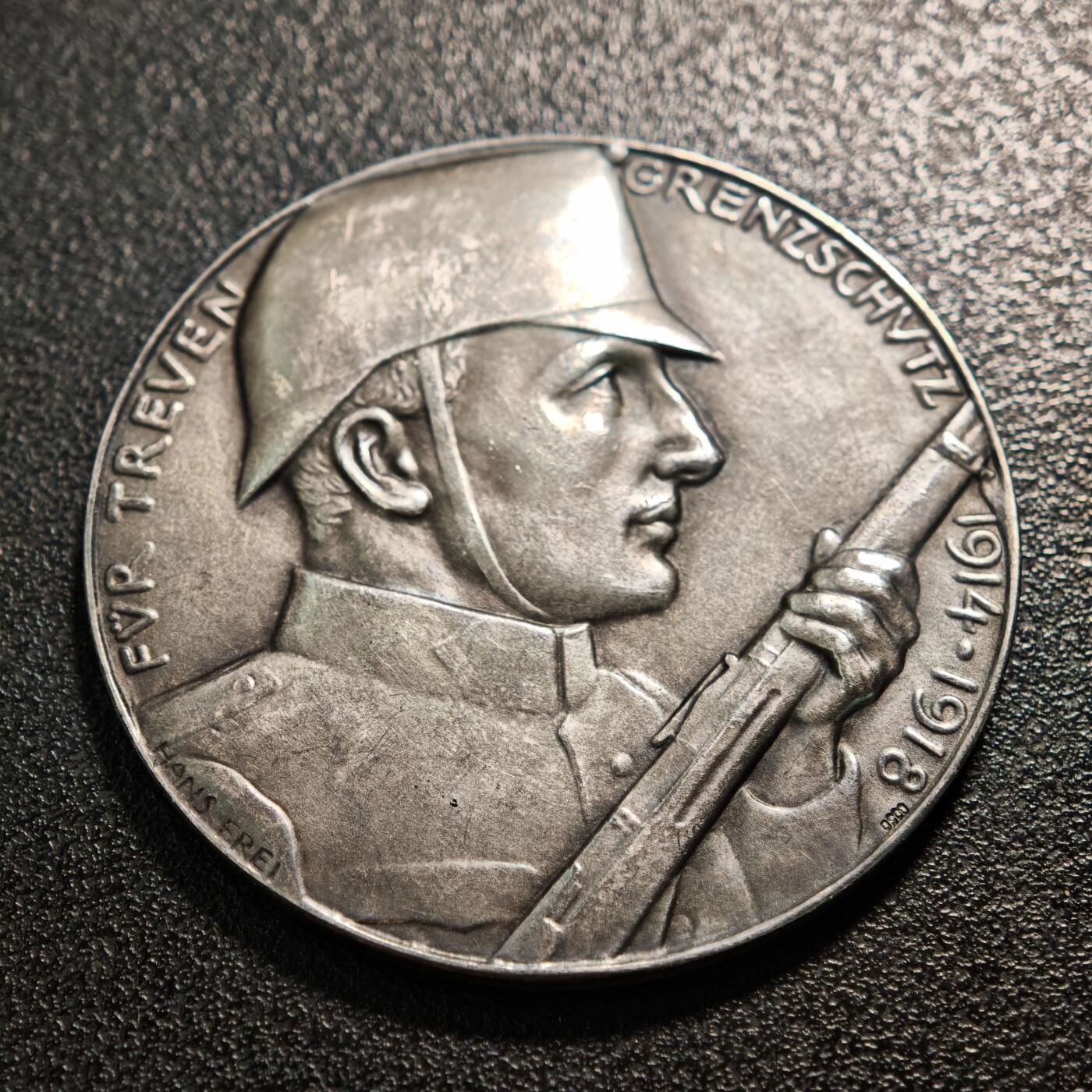 【德藏】世界币章拍卖第160期 1918年 瑞士一战卢塞恩雇佣兵纪念银章 深彩包浆 直径约：45.1mm；重约：36.8g