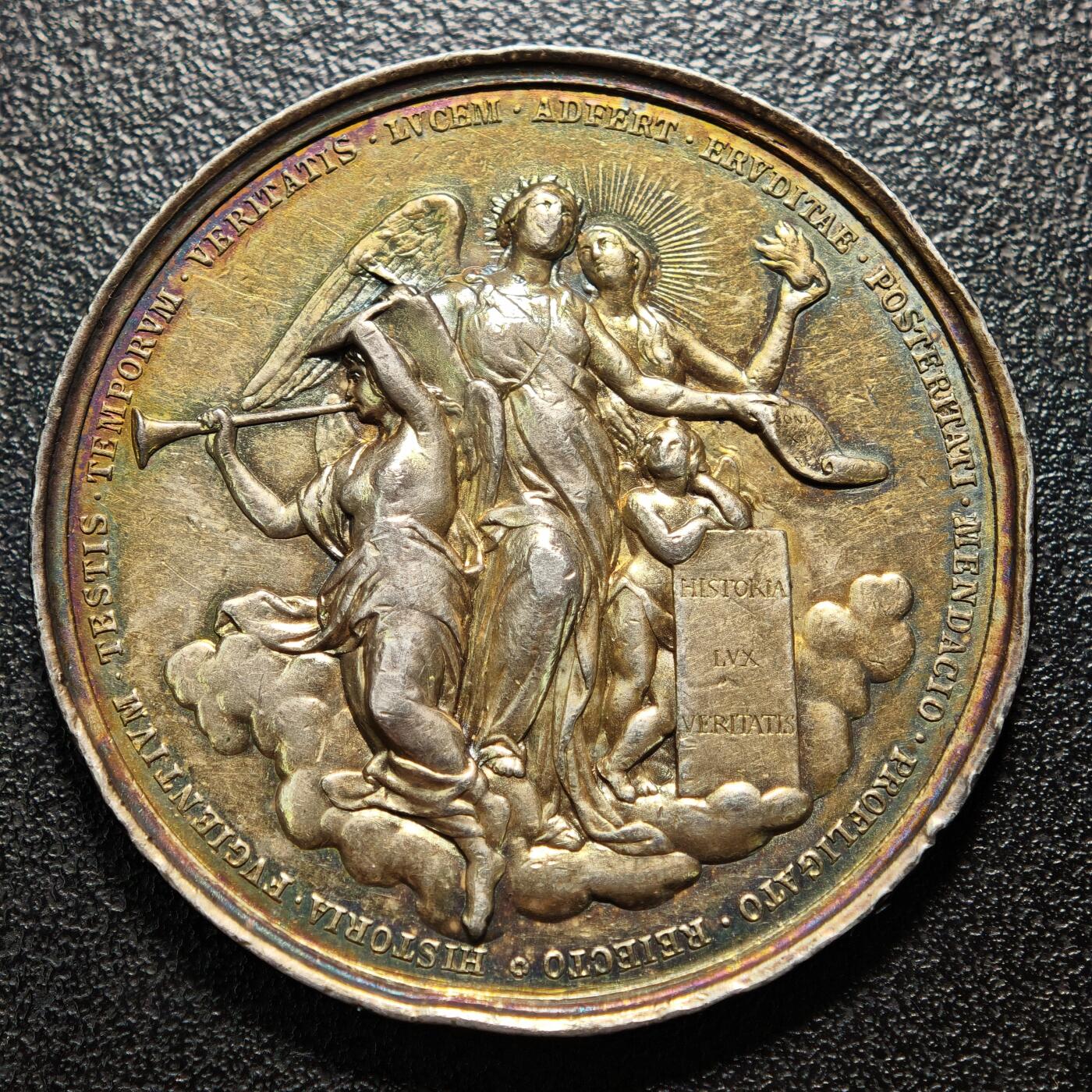 【德藏】世界币章拍卖第160期 1885年 梵蒂冈教皇利奥十三世（任教第8年）高浮雕纪念银章 五彩包浆 直径约：43.5mm；重约：34.5g