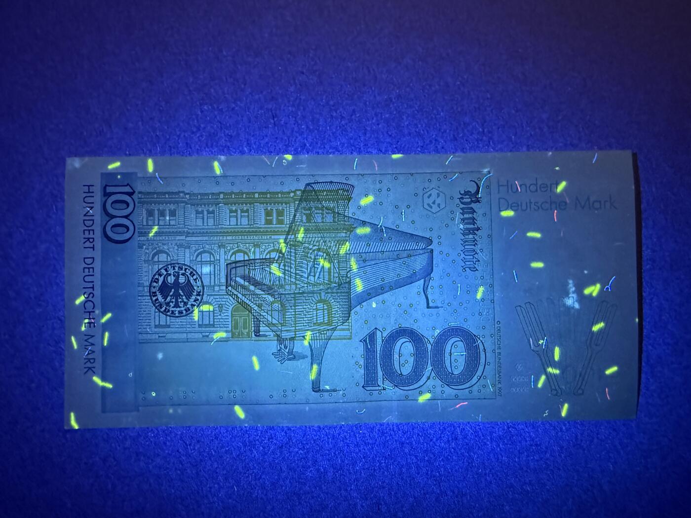 《艾美收藏》第227期-1.3周六外币黄金场-马年首拍 德国100马克 UNC 1996年全息版克拉拉 局部荧光 无4