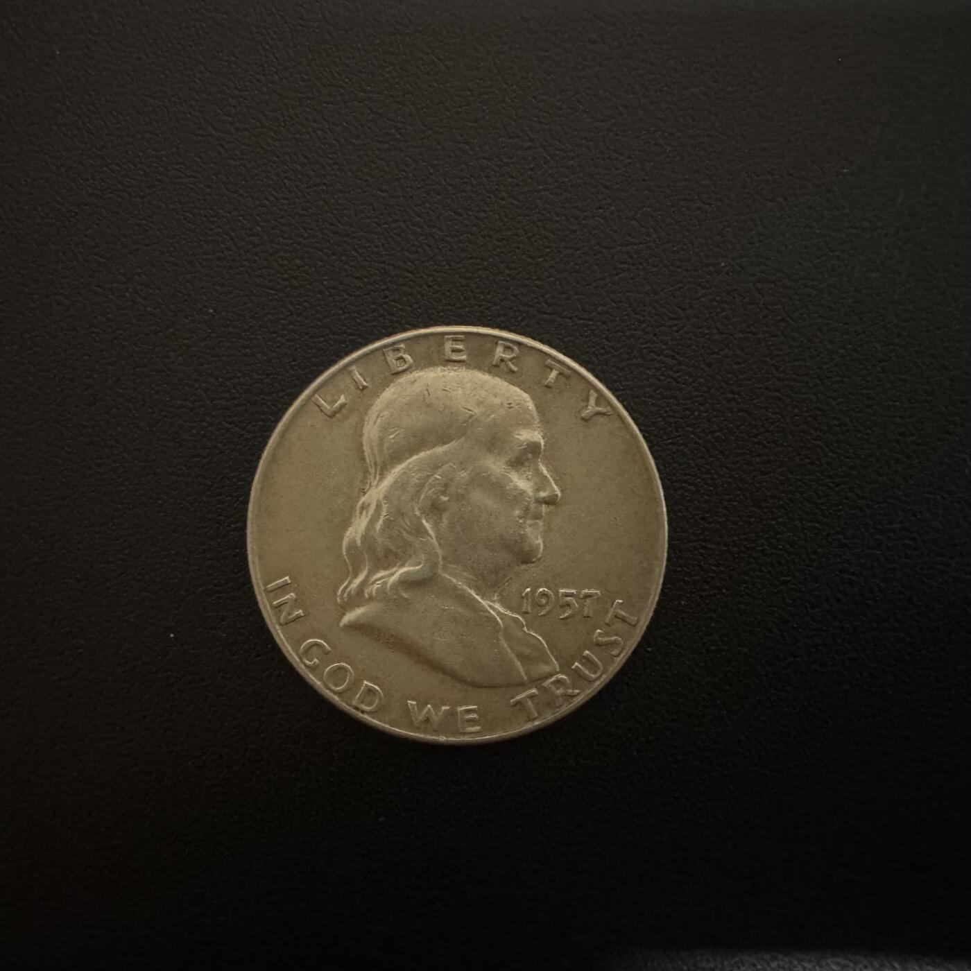 【铜匠收藏】★第135加场★客户代拍 银币场。不寄存，150包邮。不满150元，支付5元运费。《接受代拍 代送NGC评级》 美国富兰克林1957年半美元银币 12.5g 90%银