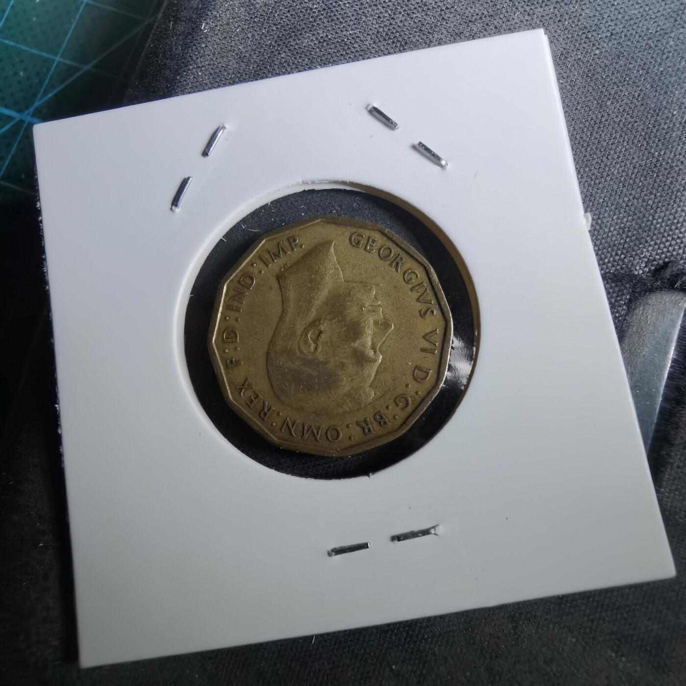 沼泽如烟--第950场 英国1945年3便士