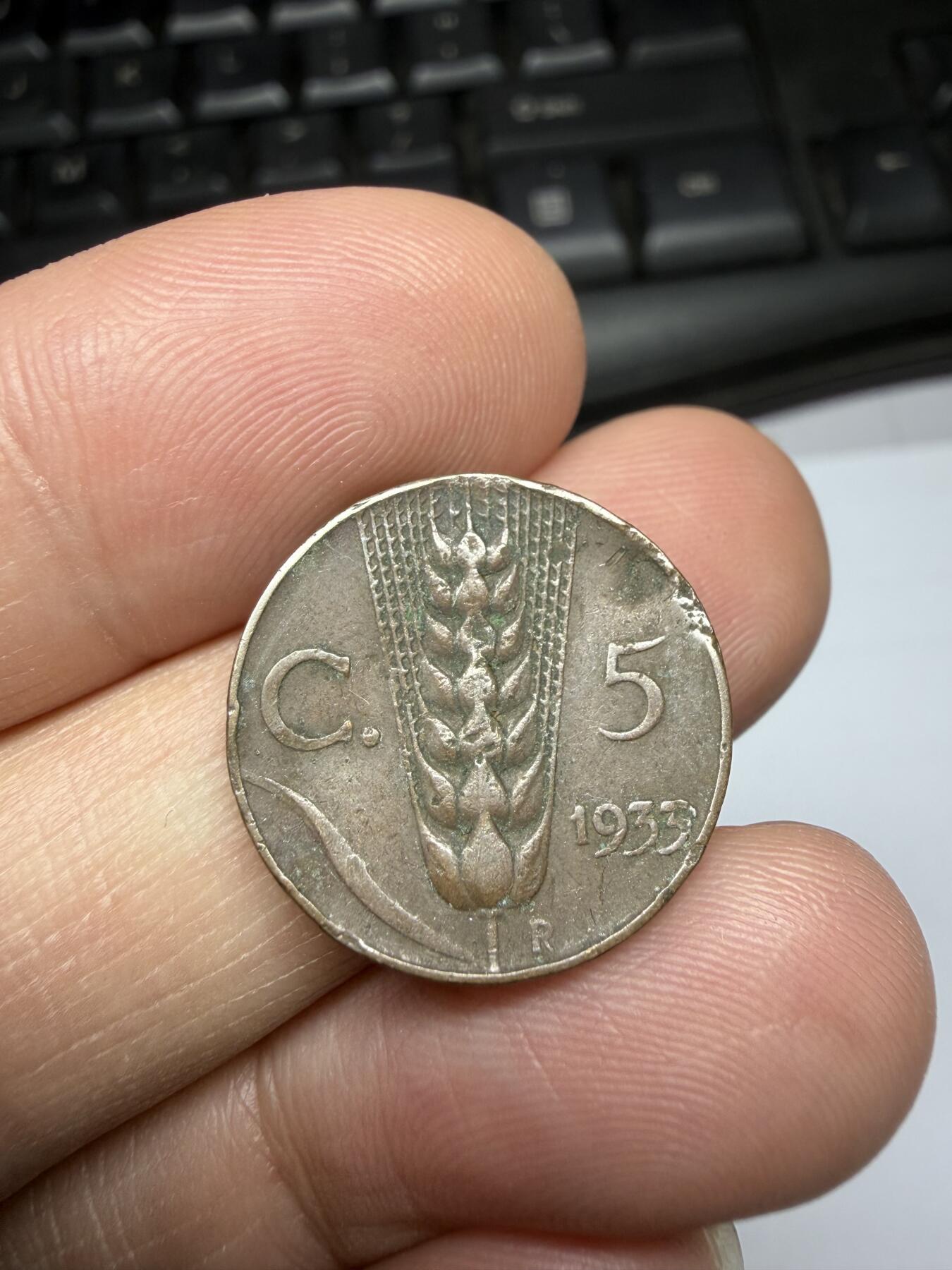 2025年集古藏今外币拍卖第十一期-第7场—（总第297拍），可以寄存60天，满160元包邮。 1933年意大利5分，轻微不平