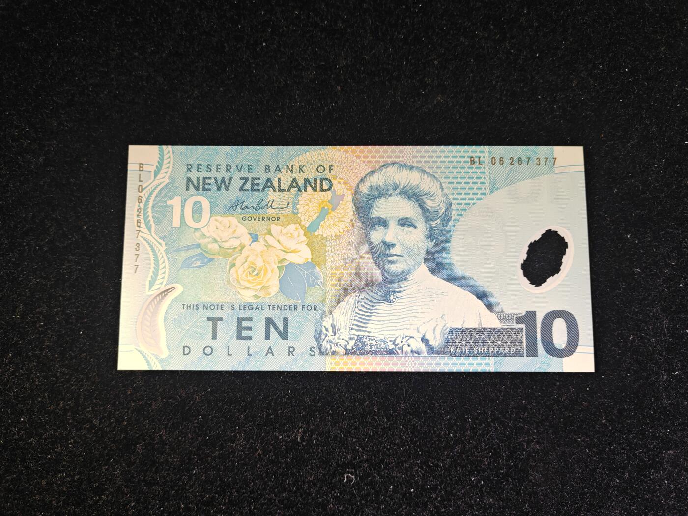 新西兰 2006年 10元 塑料钞 无4 全新UNC