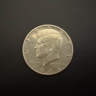 【铜匠收藏】★第135加场★客户代拍 银币场。不寄存，150包邮。不满150元，支付5元运费。《接受代拍 代送NGC评级》 - 美国肯尼迪1964年半美元高银精制银币 12.5g 90%银 unc