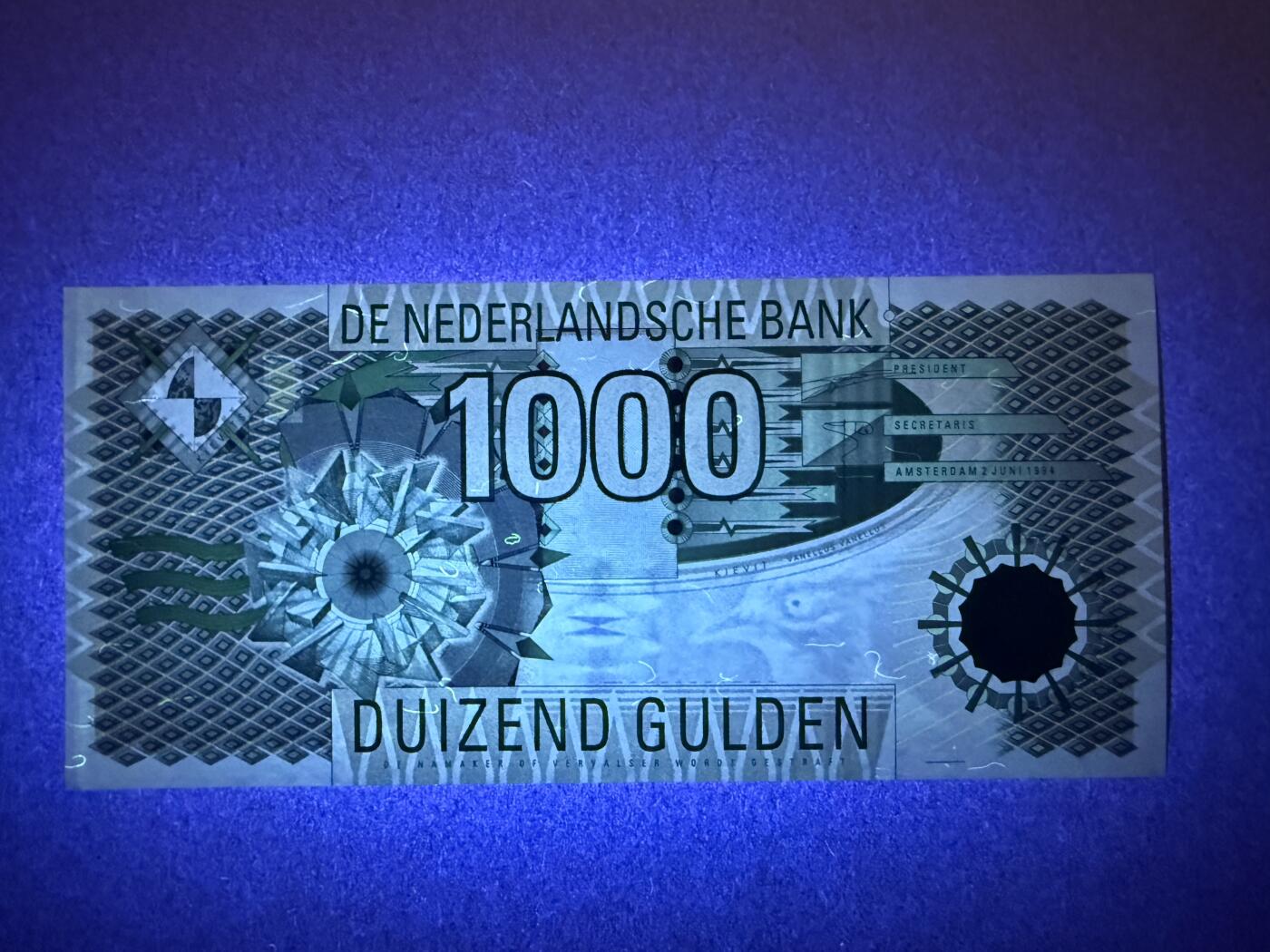 《艾美收藏》第227期-1.3周六外币黄金场-马年首拍 荷兰1000盾 UNC 1994年 齿轮版 边缘有道荧光 无4 汇率近4000元