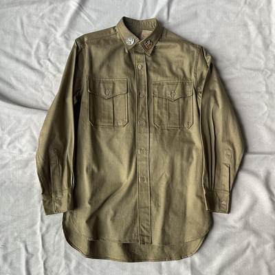 【第肆場】近代勋奖章徽章服饰杂项专场 - 民国 48年度空军飞官卡其重磅棉作战服—含原衣标—肩宽约44cm 袖长约59cm