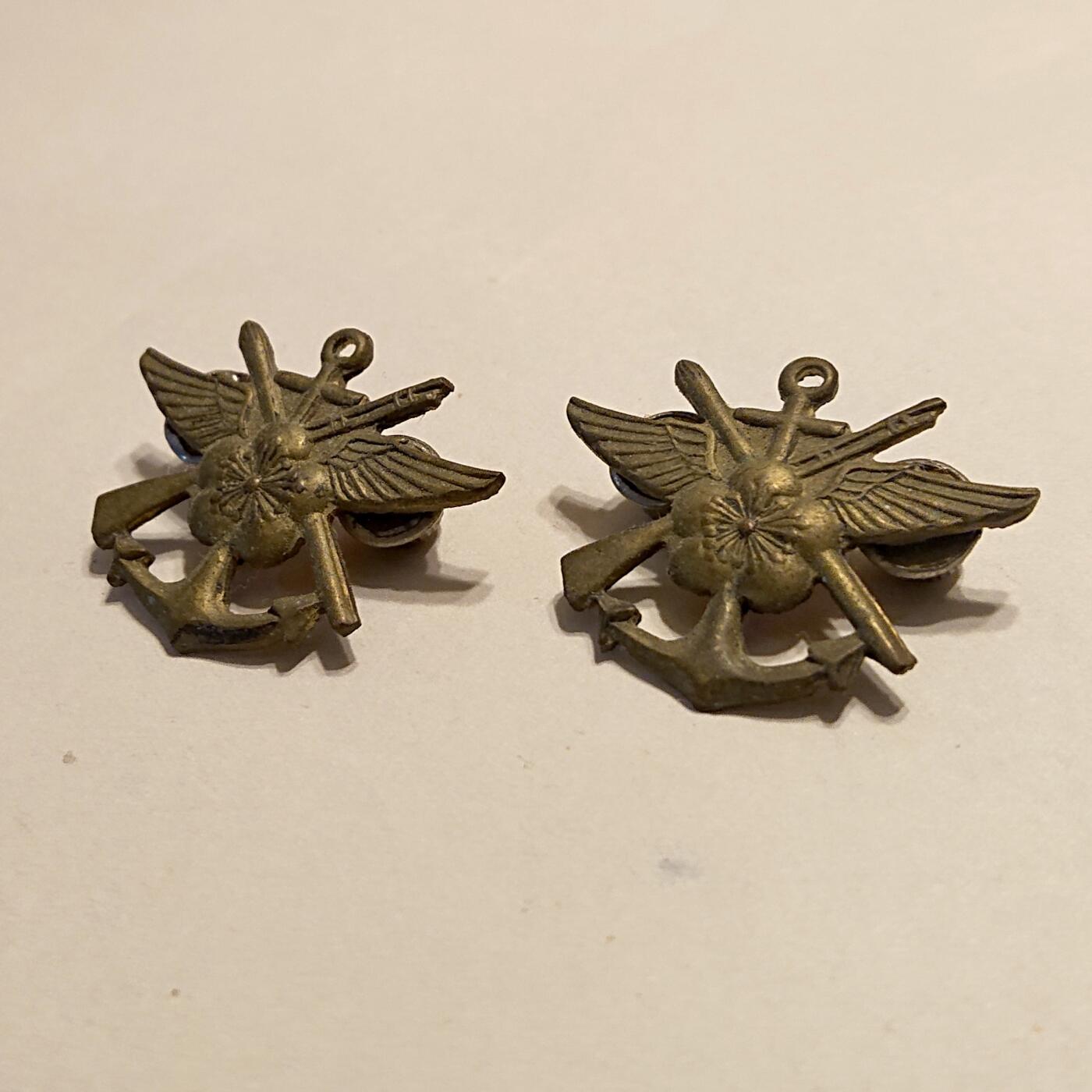 【第肆場】近代勋奖章徽章服饰杂项专场 民国兵科铜质领章