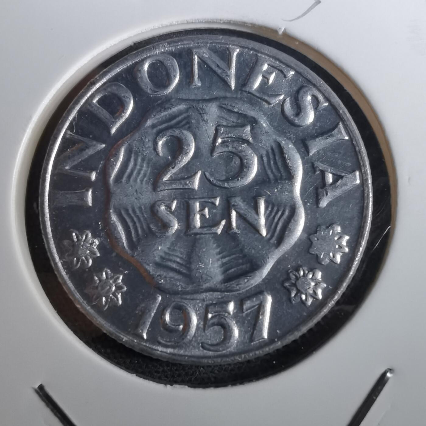 沼泽如烟--第950场 印度尼西亚1957年25分