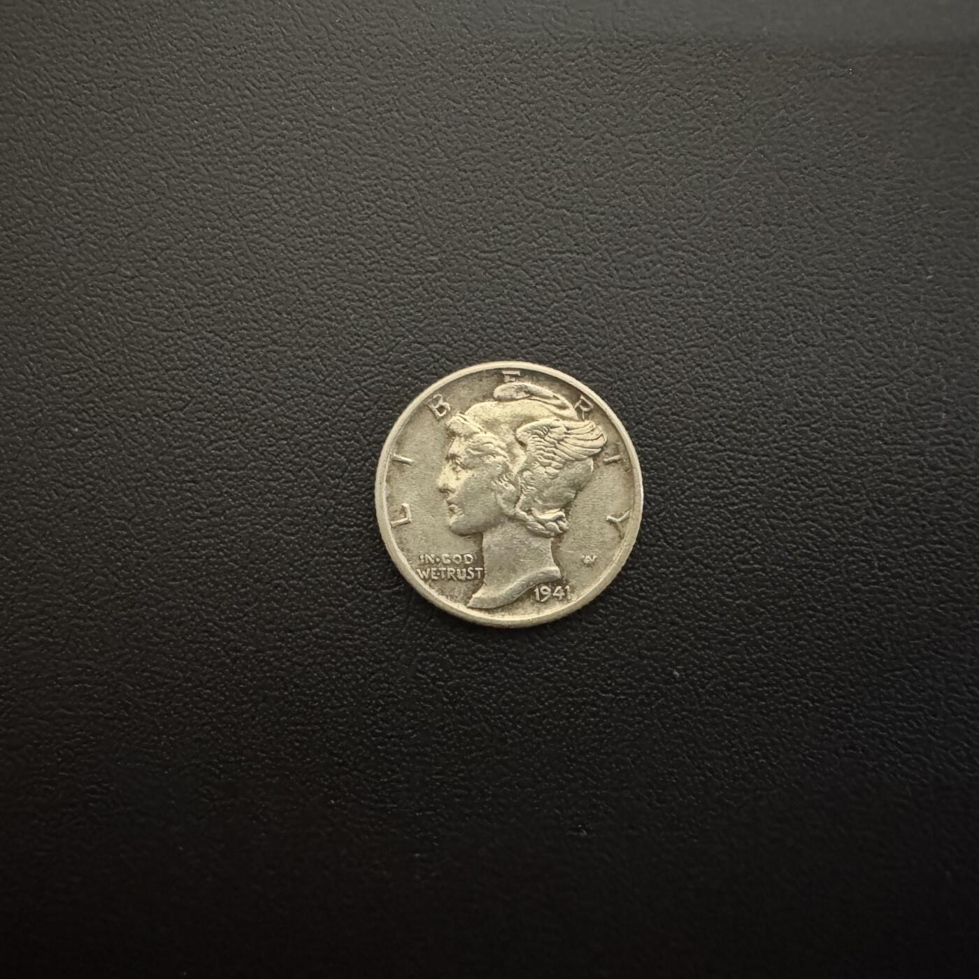 【铜匠收藏】★第135加场★客户代拍 银币场。不寄存，150包邮。不满150元，支付5元运费。《接受代拍 代送NGC评级》 美国1941年墨丘利10美分银币 2.5g 90%银