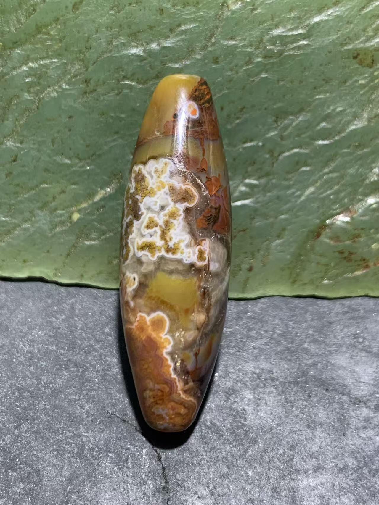 冻料草花纹战国红玛瑙天珠形通货桶珠一个