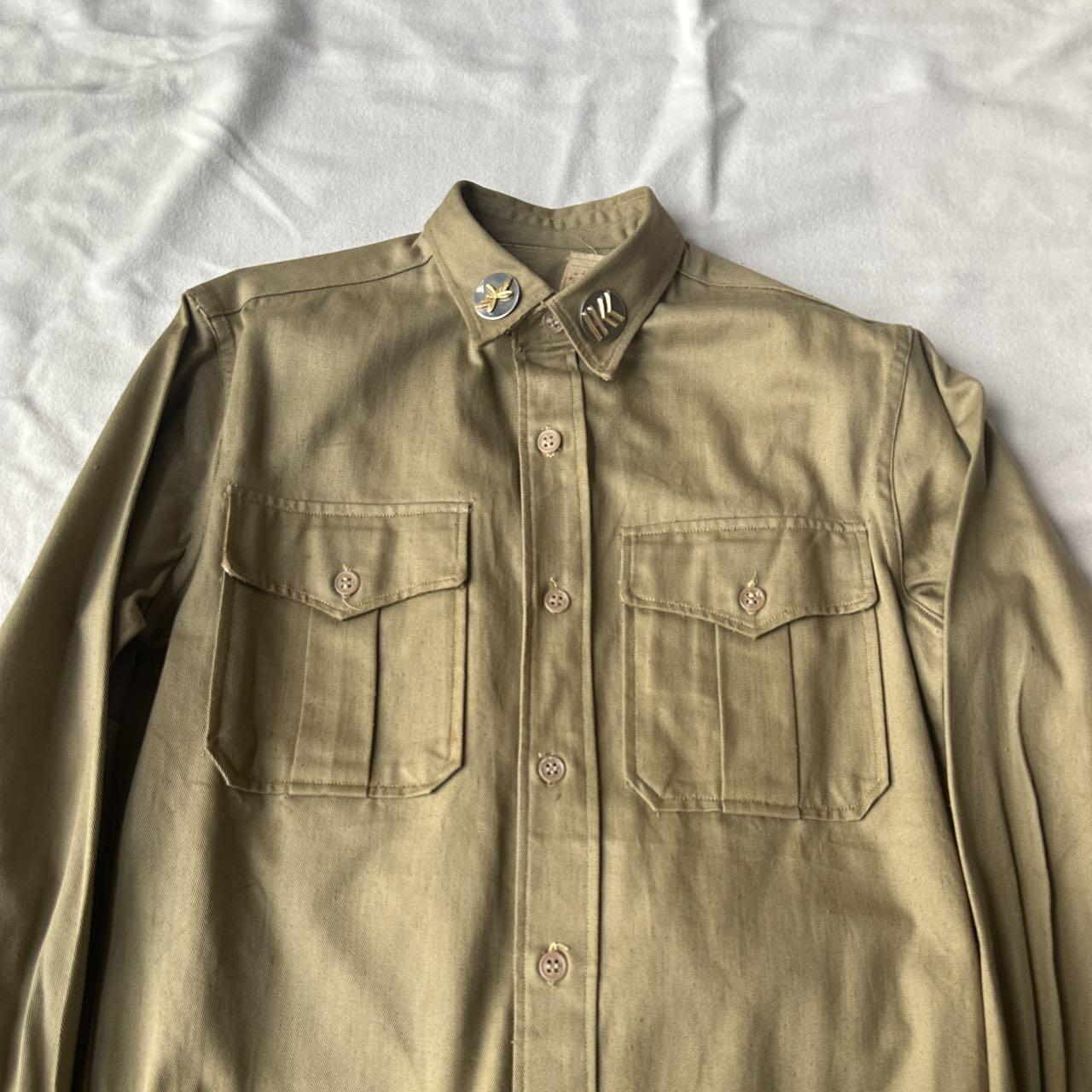 【第肆場】近代勋奖章徽章服饰杂项专场 民国 48年度空军飞官卡其重磅棉作战服—含原衣标—肩宽约44cm 袖长约59cm