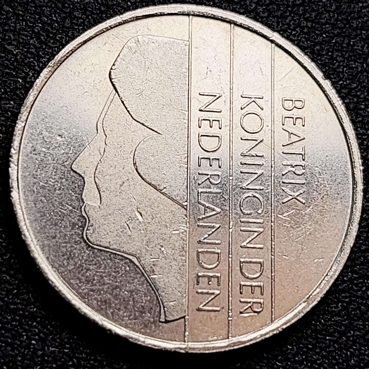 泉币菌-第160场-新年第三场 精品福利场 1994年 荷兰1盾镍币,贝娅特丽克丝女王,25mm