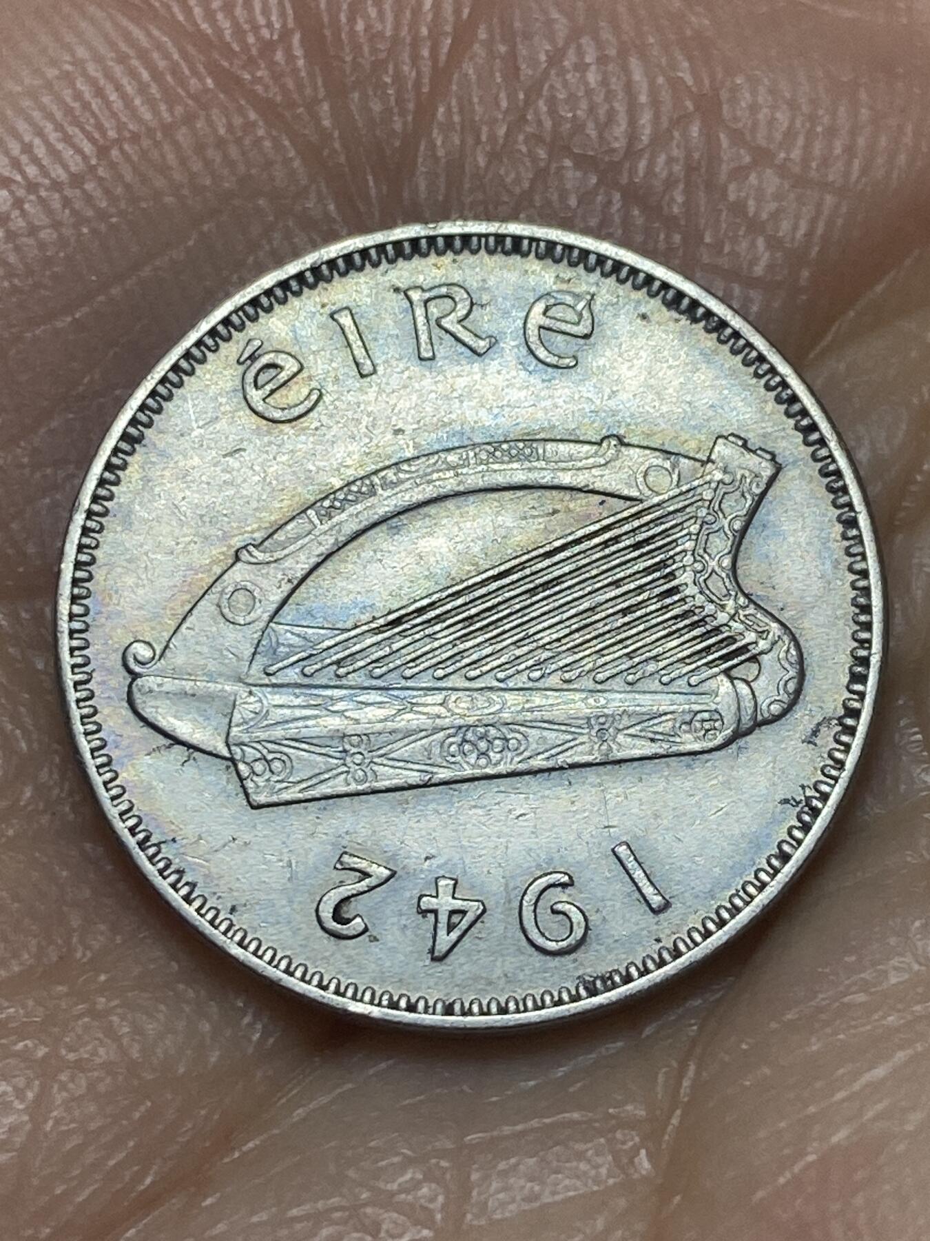 2026年第三场(总第一百七十二场）外国好品散币场(免佣金) 爱尔兰🇮🇪1942年6便士(共和国时期第一套第二版，首发年)