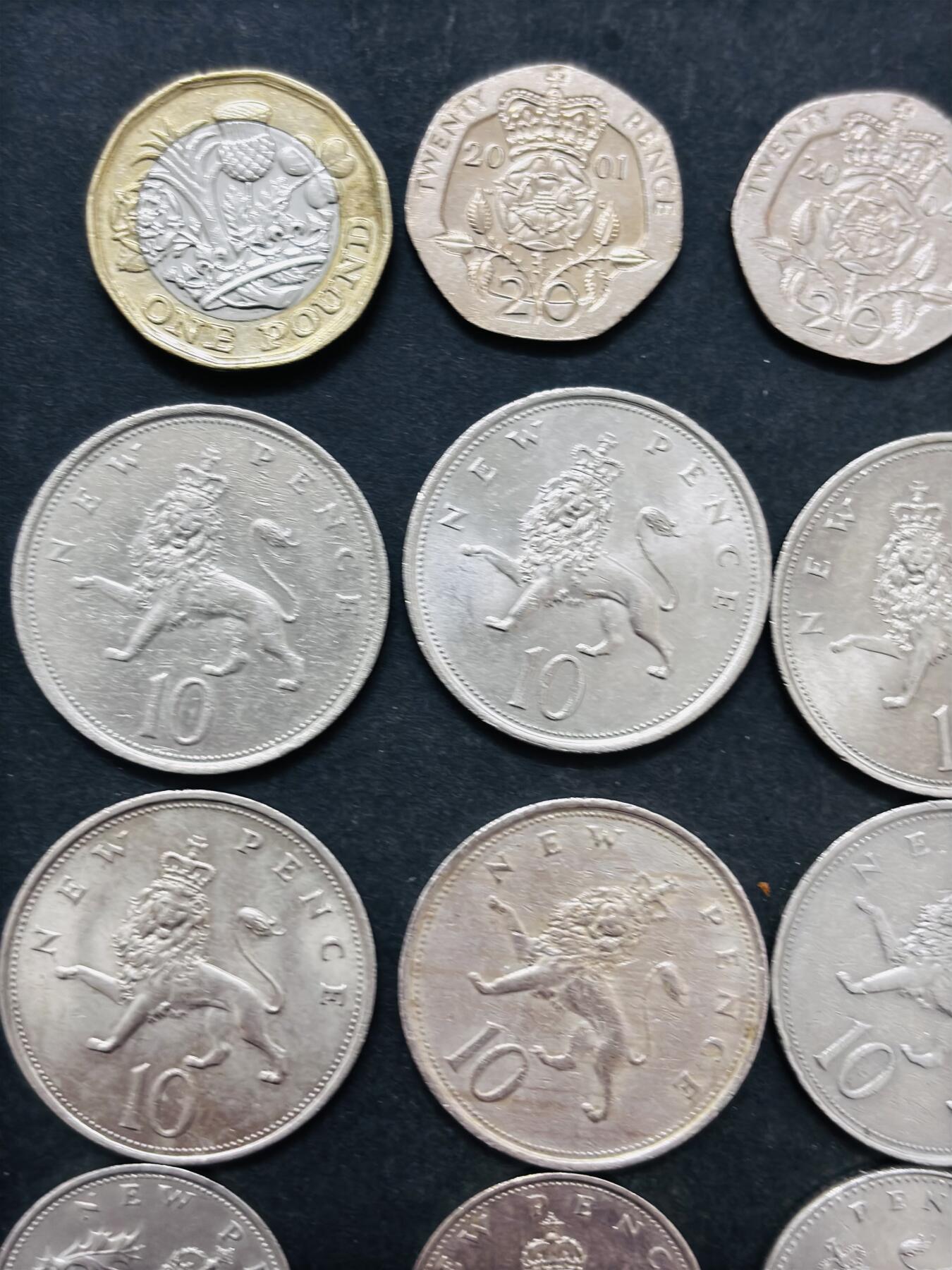 文馨钱币收藏 迎新纳福2026新年第一场（第 287 场）金银老铜币拍卖 英国各时期伊丽莎白二世 1/2 便士------1 磅双色纪念币共 35 枚，原光品相很多