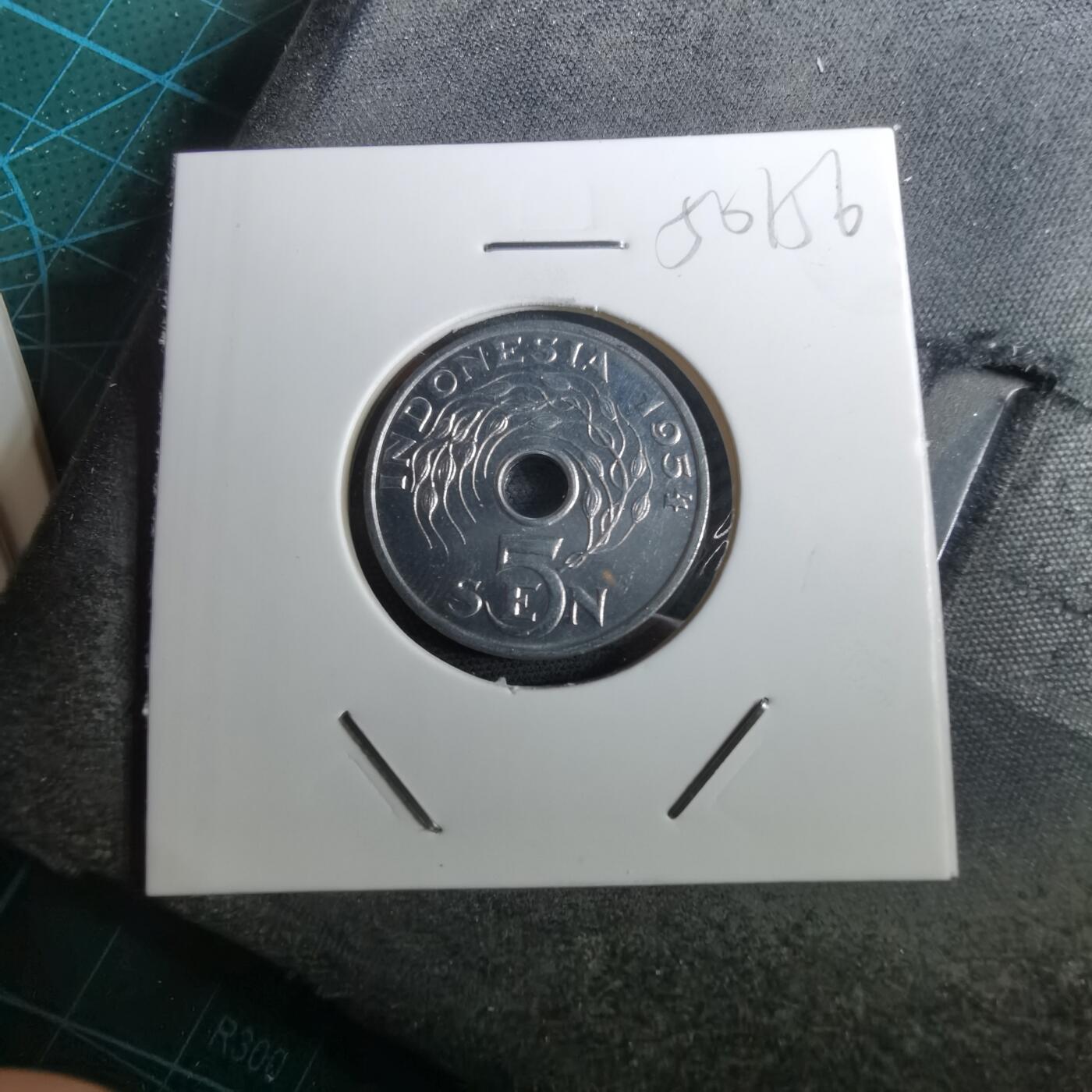 沼泽如烟--第950场 印度尼西亚1954年5分