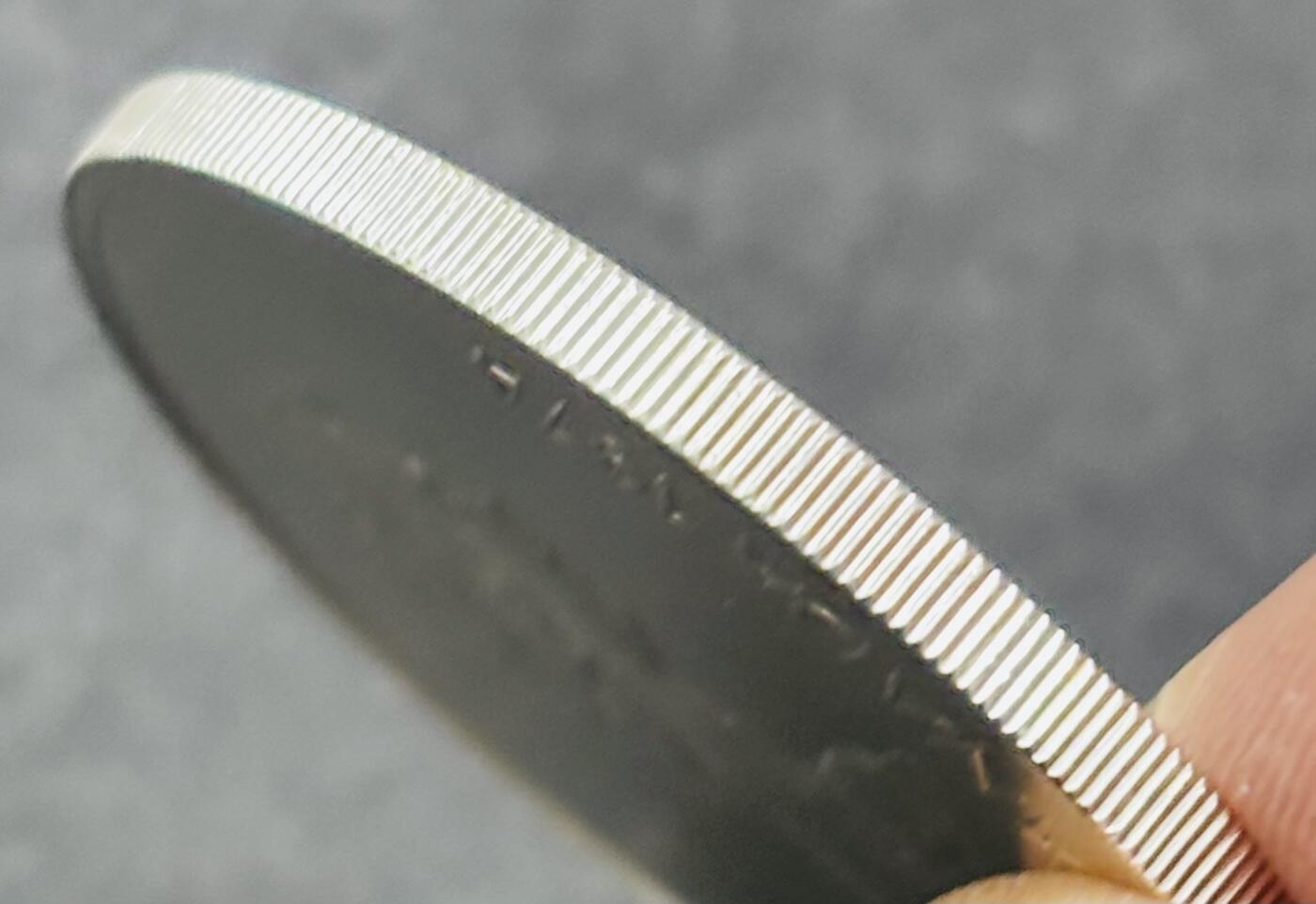 文馨钱币收藏 迎新纳福2026新年第一场（第 287 场）金银老铜币拍卖 原光品相 1974 年加拿大蒙特利亚第 21 届夏季奥林匹克运动会吊环系列赛 5 元纪念大银币，24.3 克 925 高银，品相可评级