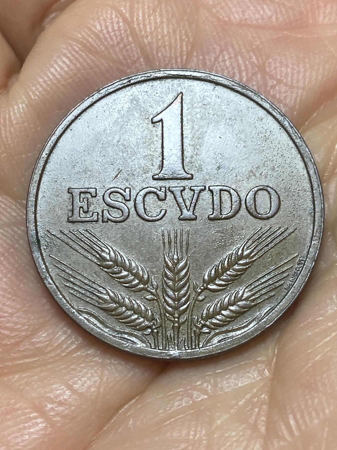 2026年第三场(总第一百七十二场）外国好品散币场(免佣金) 葡萄牙🇵🇹1979年1埃斯库多(共和国第五套第一版)