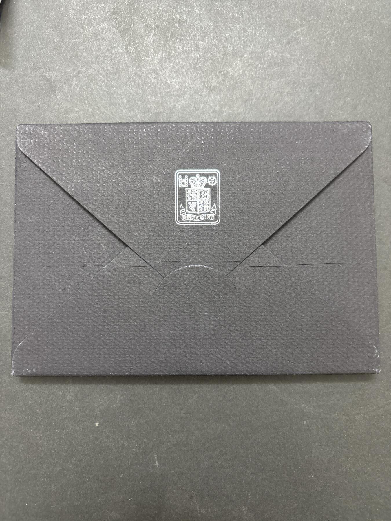 文馨钱币收藏 迎新纳福2026新年第一场（第 287 场）金银老铜币拍卖 原封原盒全新  1981 年英国 1/2 便士--50 便士带彩精制币带铜章一套