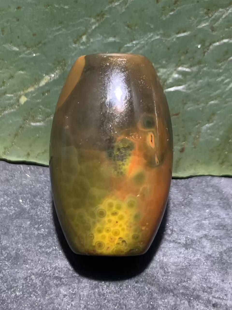 精美亚光风化纹战国红玛瑙手工雕刻禅字勒子一颗！