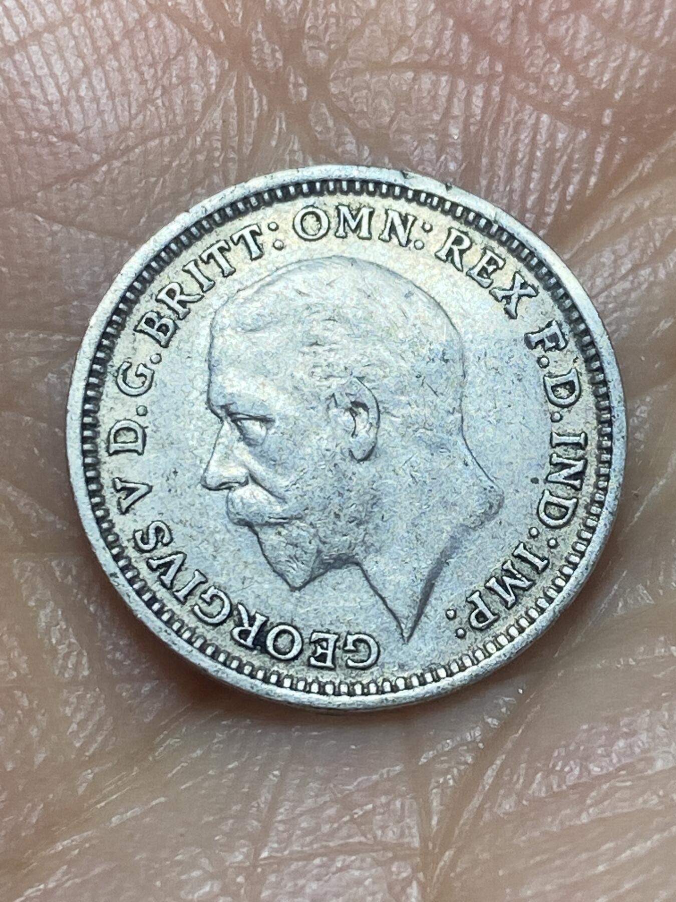 2026年第三场(总第一百七十二场）外国好品散币场(免佣金) 英国🇬🇧1933年3便士银币(乔治五世第四版，500银)