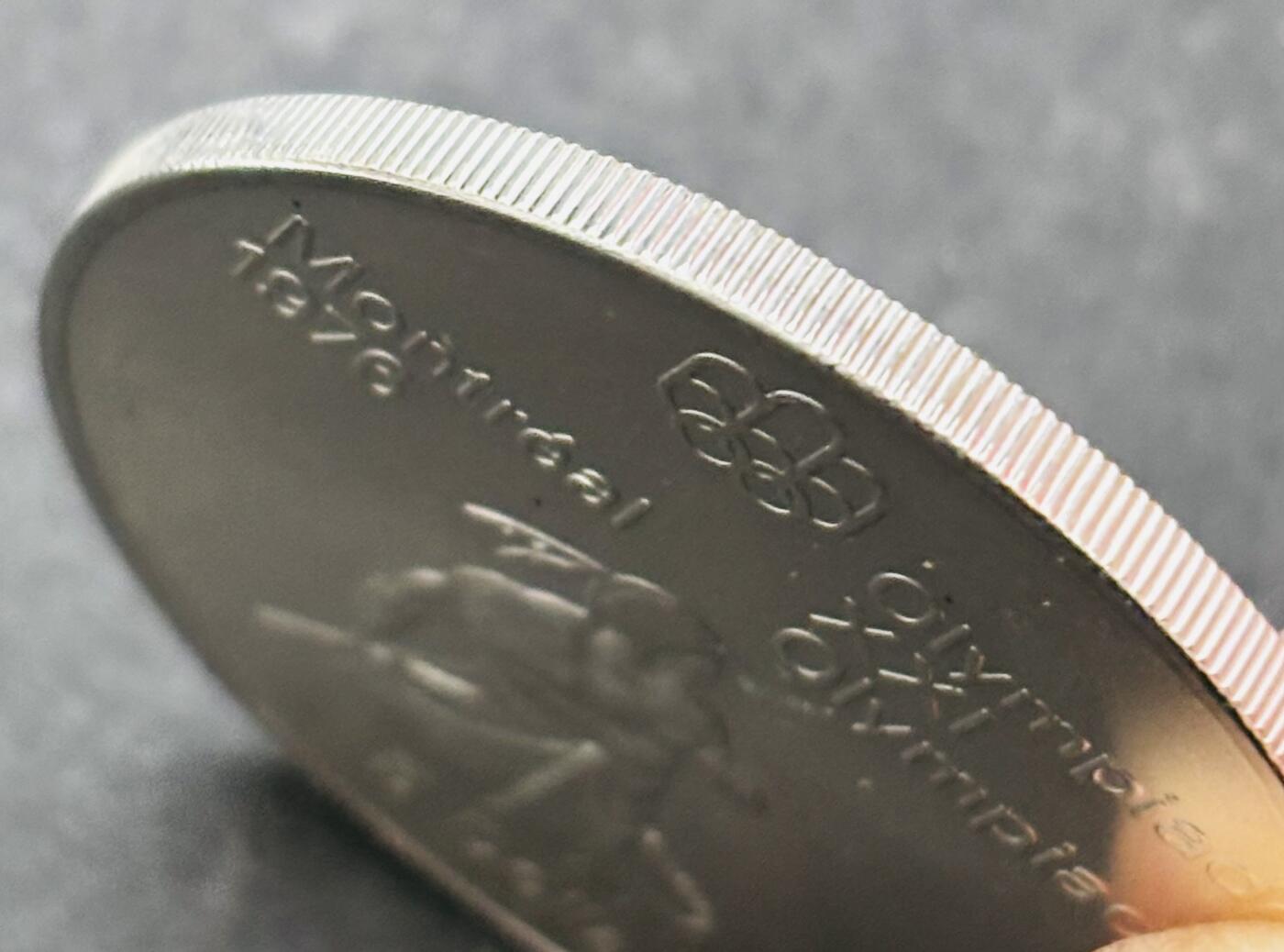 文馨钱币收藏 迎新纳福2026新年第一场（第 287 场）金银老铜币拍卖 原光品相 1974 年加拿大蒙特利尔第 21 届夏季奥林匹克运动会皮划艇系列 5 元纪念大银币，24.3 克 925 高银，品相可评级