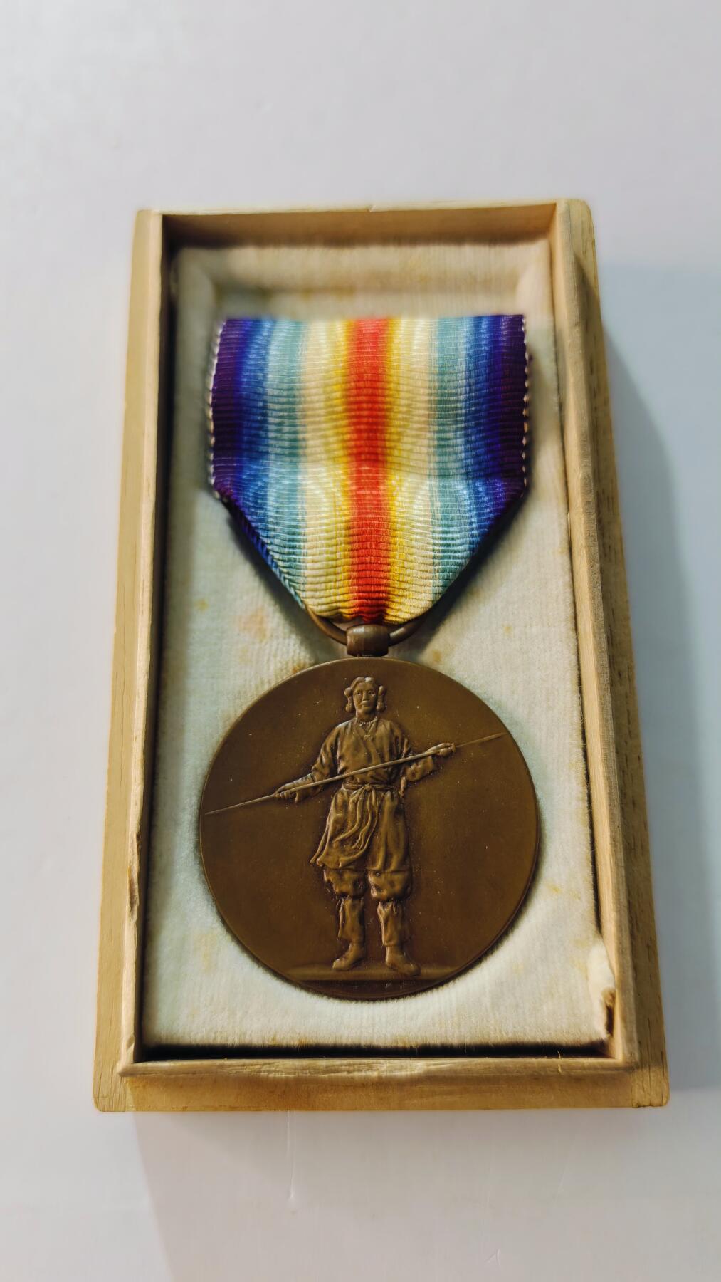 东亚勋章徽章主题拍卖5 战捷记章 (日本一战战捷)