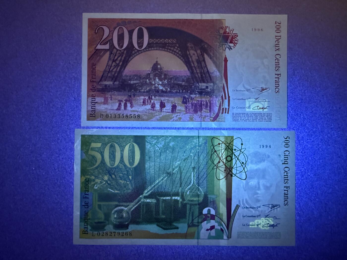 《艾美收藏》第227期-1.3周六外币黄金场-马年首拍 法国200、500法郎2张 UNC 末版 局部轻微荧光 全部无4尾8