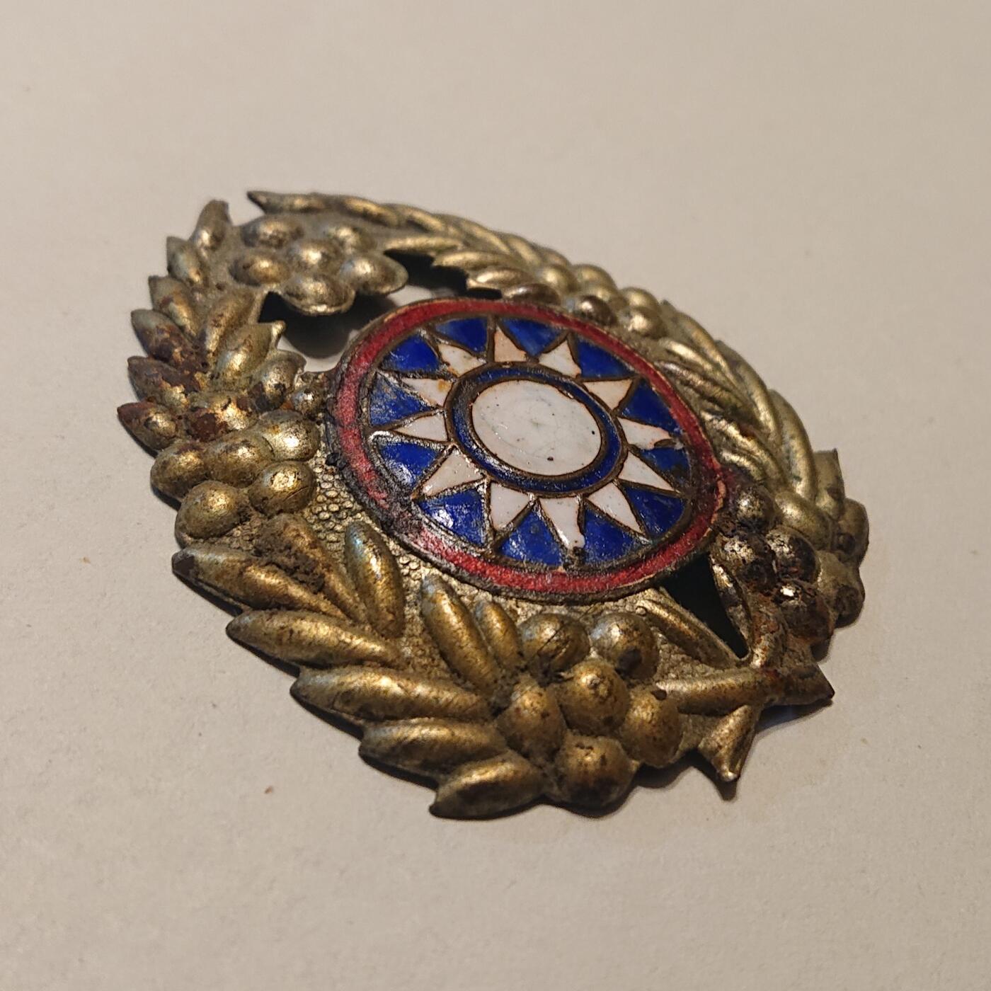 【第肆場】近代勋奖章徽章服饰杂项专场 民国 珐琅彩全品帽徽