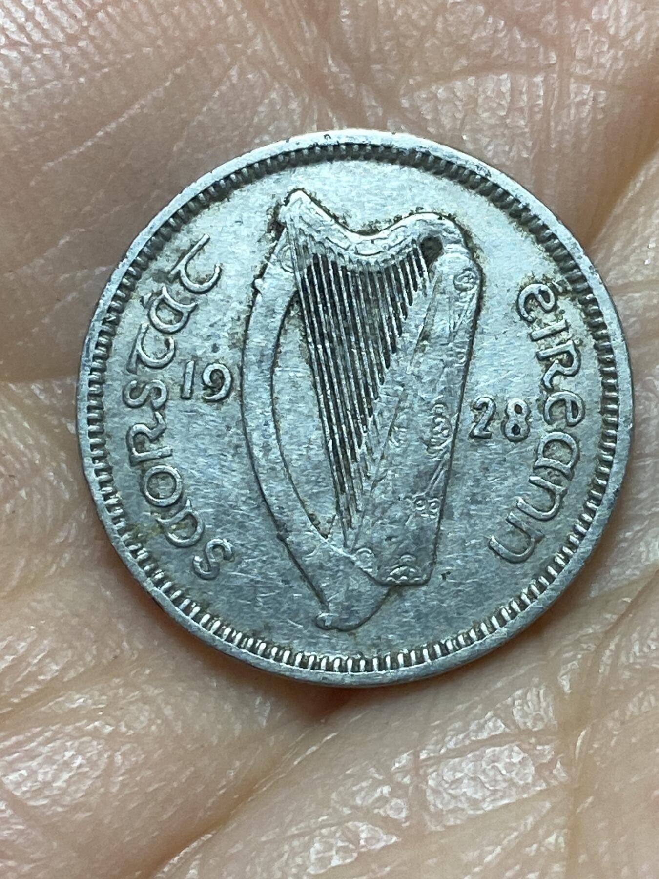 2026年第三场(总第一百七十二场）外国好品散币场(免佣金) 爱尔兰1928年3便士(英辖自由邦时期，首发年)