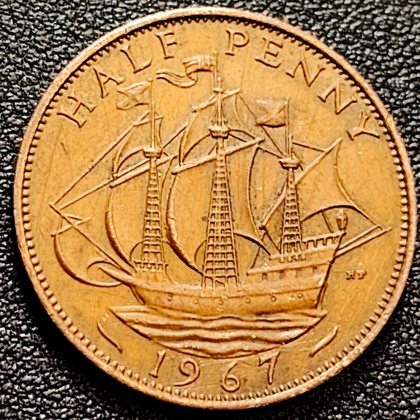 泉币菌-第160场-新年第三场 精品福利场 美品 1967年英国1/2便士铝青铜币 海盗帆船 伊丽莎白二世 25.5mm