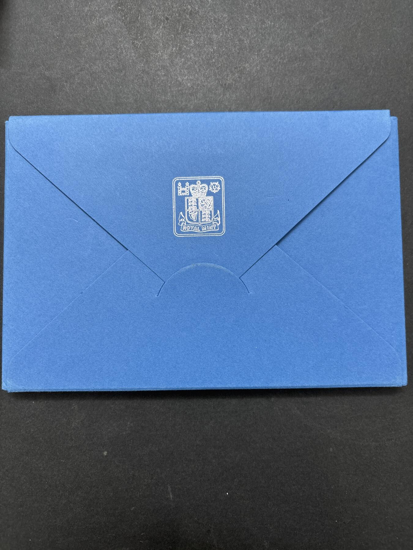 文馨钱币收藏 迎新纳福2026新年第一场（第 287 场）金银老铜币拍卖 原封原盒全新  1977 年英国 1/2 便士--登基 25 周年 1 克朗精制币带铜章一套