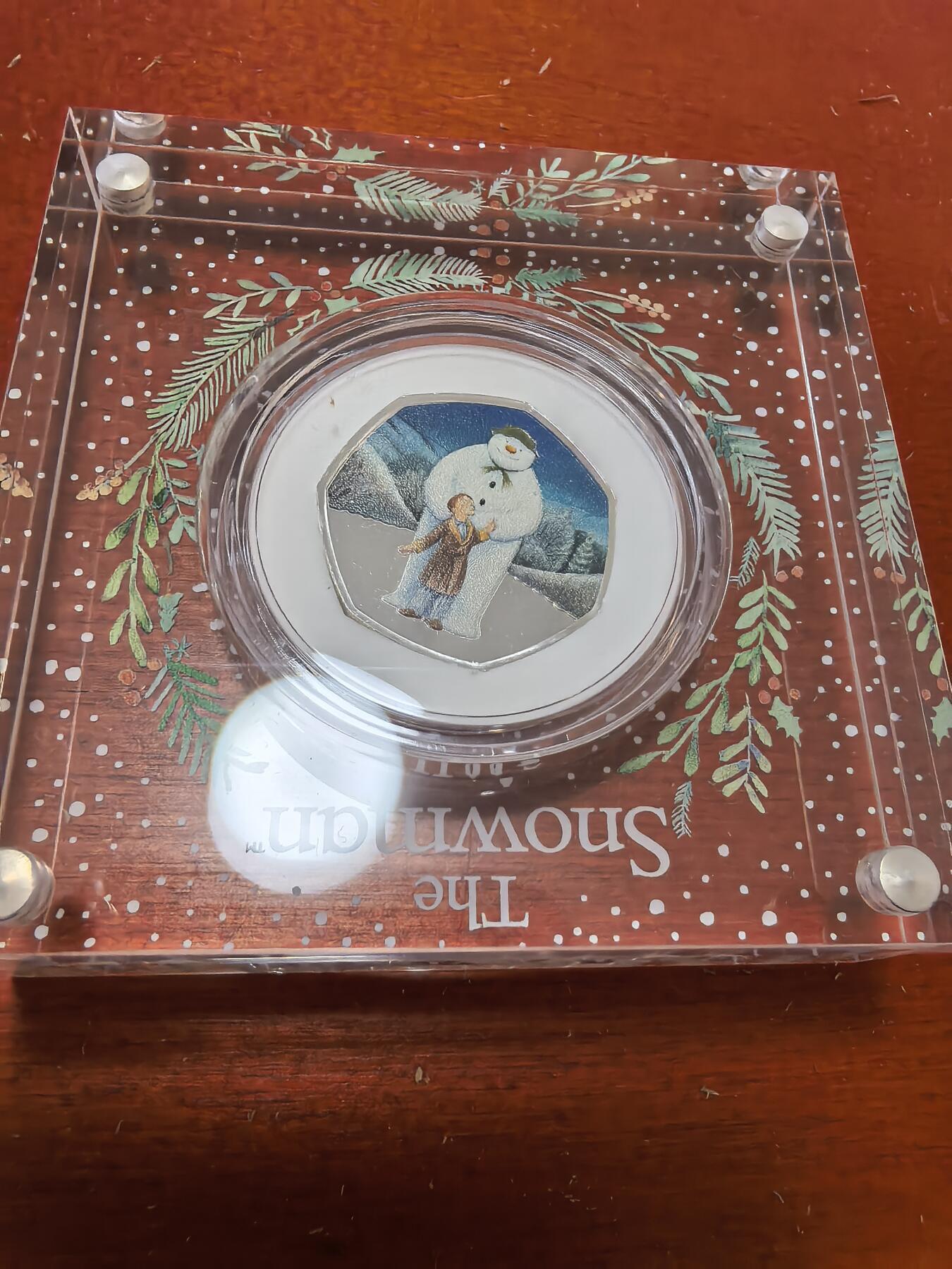 长老汇蛇年精选第九十一场拍卖 2019英国大白50便士彩色七边精制银币，8克925银，2.5万枚，盒证全