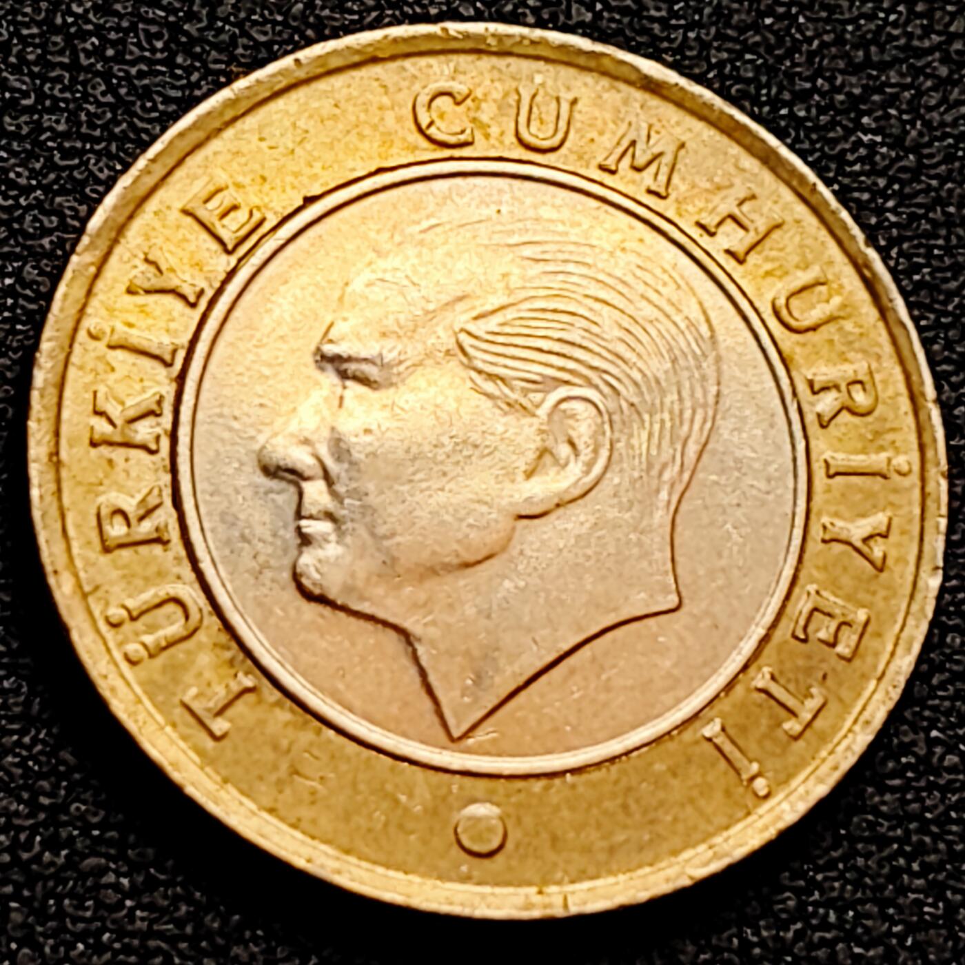 泉币菌-第160场-新年第三场 精品福利场 2022欧洲钱币土耳其硬币1里拉双色硬币 国父凯末尔总统 