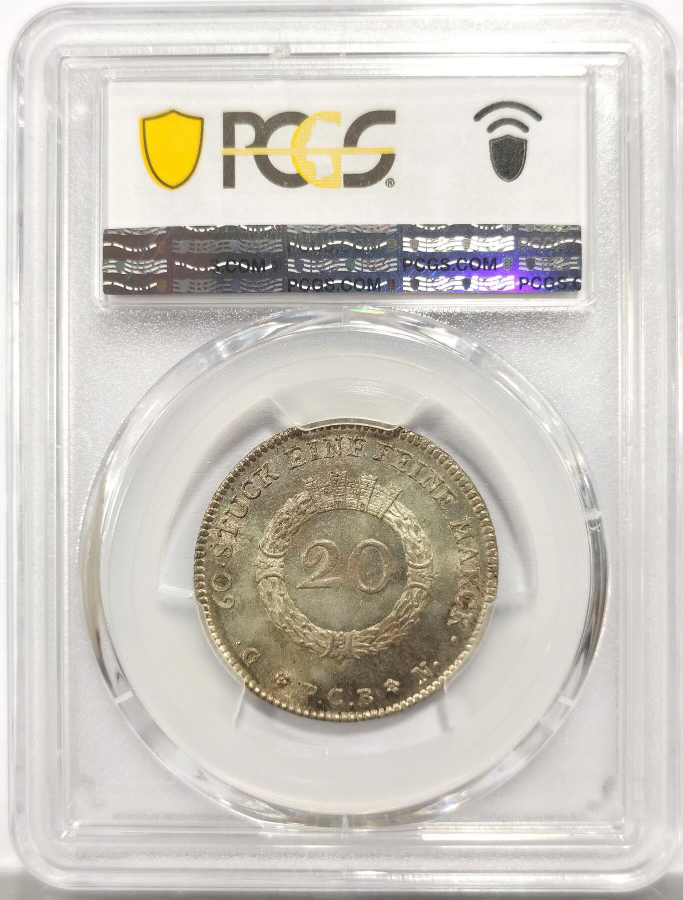 博洋堂“岁启嘉年”2026新年精品大拍专场暨第155期（全场包邮） PCGS MS65 N、P双料冠军分 1776年GPCBN版德国法兰克福烧鸡20k银币。大名誉品，烧鸡形象深入人心，高分也极为难得。这个品种一共有两枚65分，另一枚65分25年2月HA成交价含佣金1080美元。此枚国内现货，值得藏家珍惜