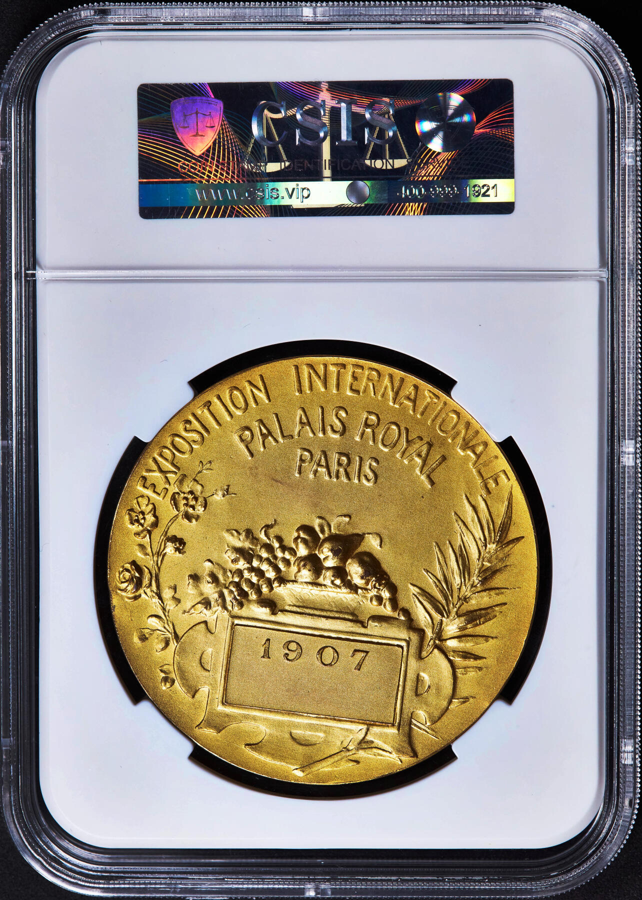 【俄甄集藏】2026年(046)01-07 星期三 晚 19:30 全场包邮 法国1907年新艺术运动时期纪念巴黎皇家宫殿国际博览会镀金大铜章，信泰 MS67，设计精美，金水足，直径：57mm