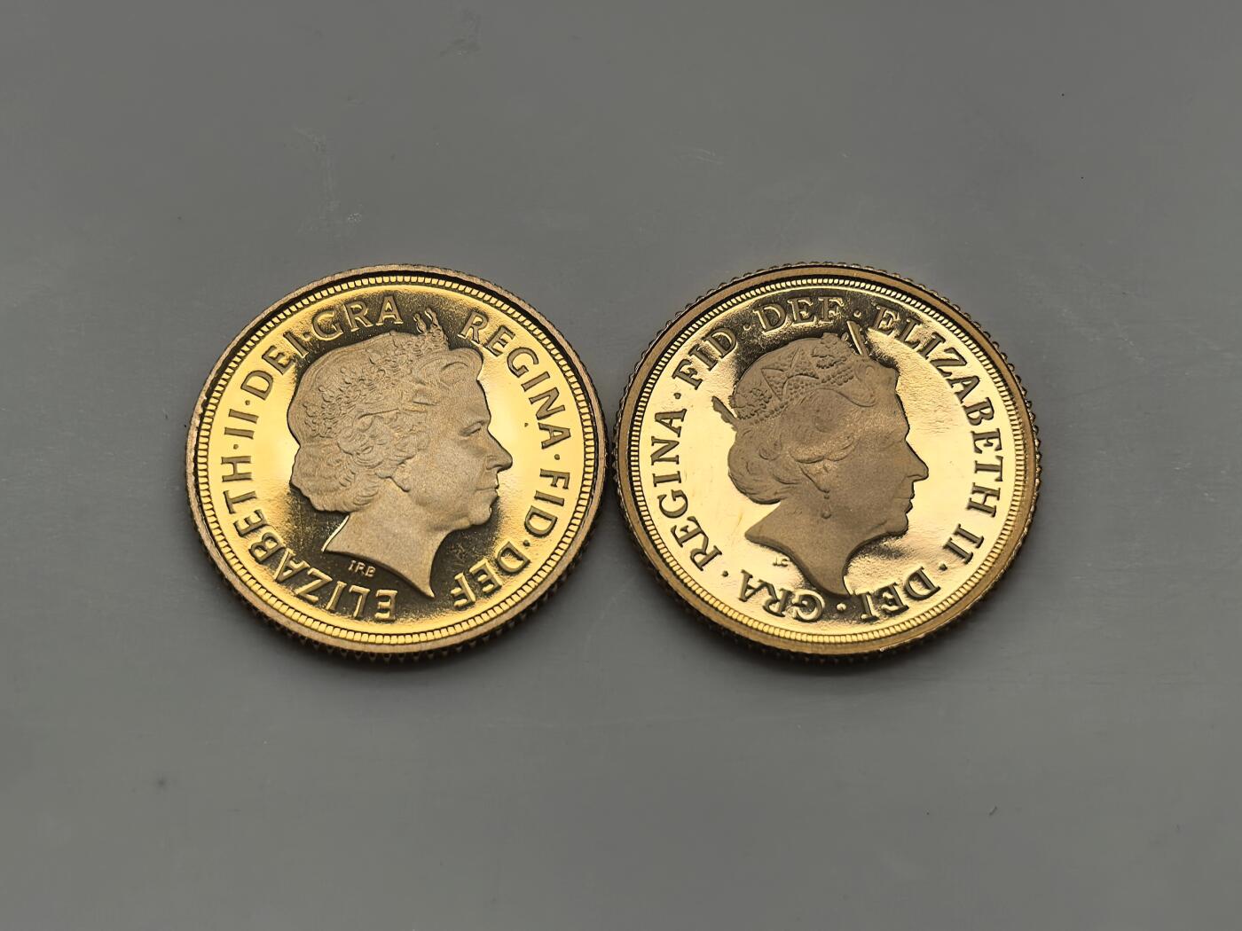 博洋堂“岁启嘉年”2026新年精品大拍专场暨第155期（全场包邮） 英国2012-15年伊丽莎白二世半索维林金币两枚 带原盒证书 限量版 2枚共8克917金