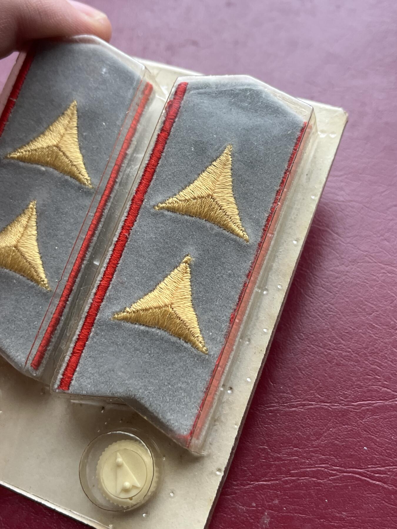 八九十年代朝鲜刺绣丝织章专场拍卖 朝鲜社会主义国家苏式原始状态丝织章7