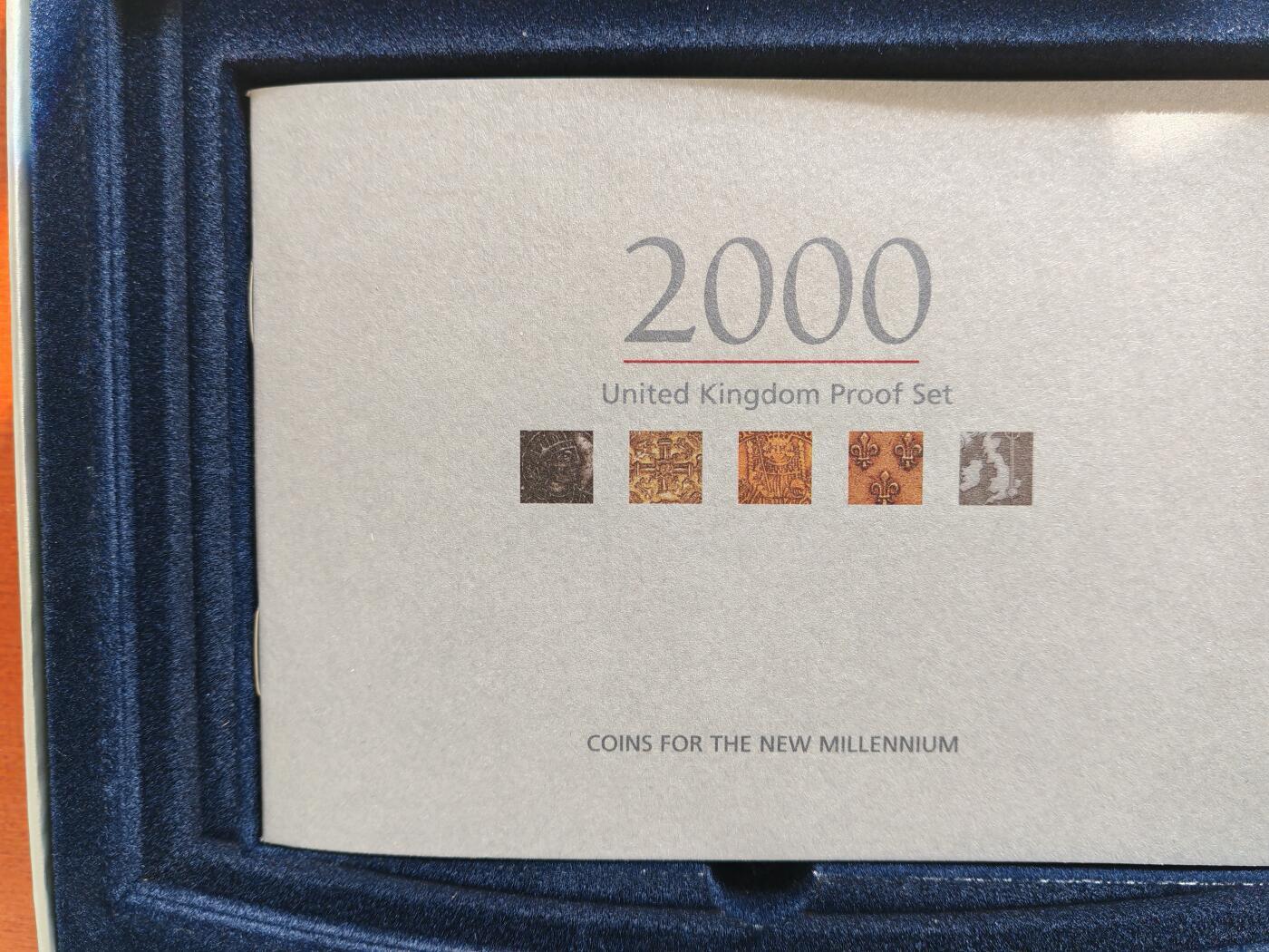 长老汇蛇年精选第九十一场拍卖 2000英国10枚精制币豪华装，盒证全，含千禧年5英镑