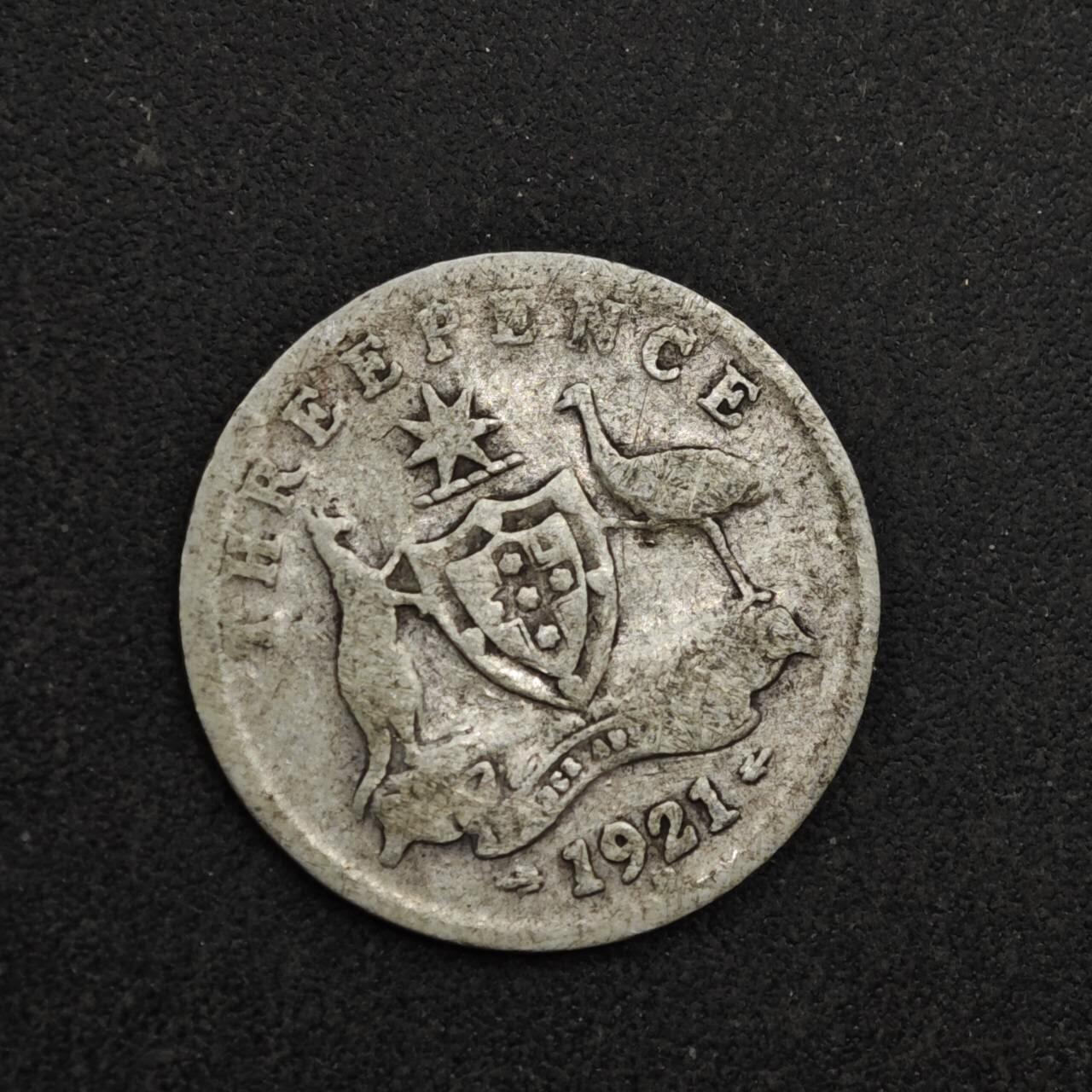 【淘币小摊】限时拍第八百三十九拍  散币银币场  满百包邮可预留两周  周一统一发货  澳大利亚1921年乔治五世3便士银币参考银价21