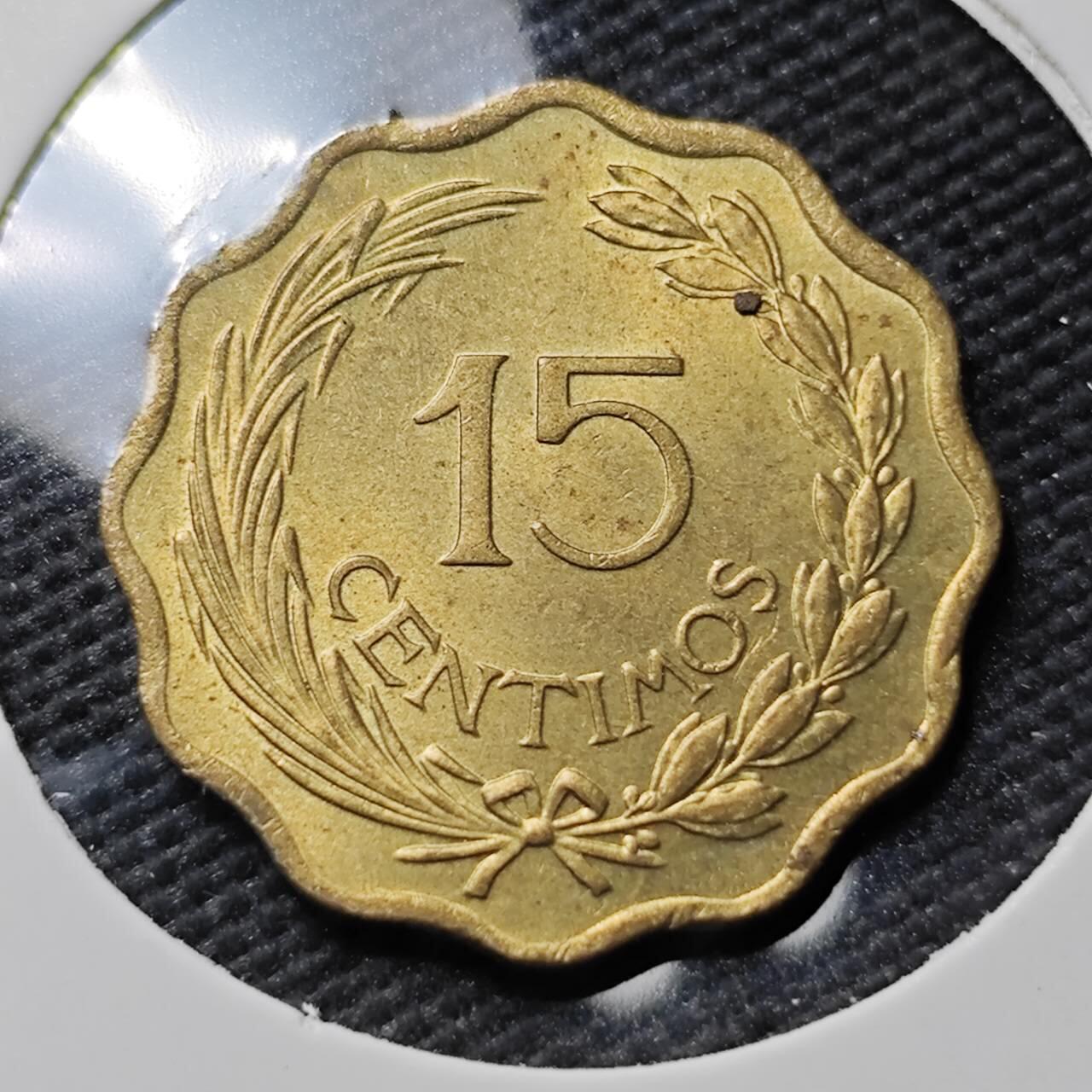 KK钱币收藏小铺  第383期  2月预留时间 周末发货  1953巴拉圭15分铜币