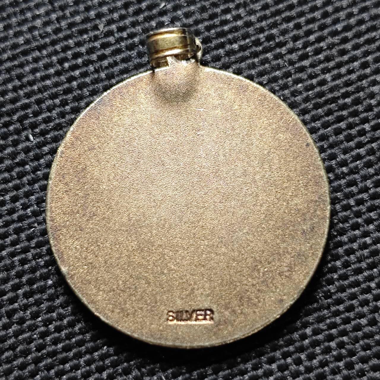 KK钱币收藏小铺 《套币 好品/批量散币专场》  2月预留时间 周末发货  女子高尔夫球锦标赛纪念银章 带银标 重4.9克