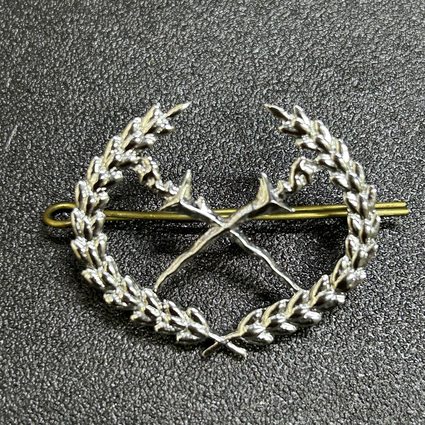 西秦中古拍卖第七十二期 马来西亚武装力量早期帽徽