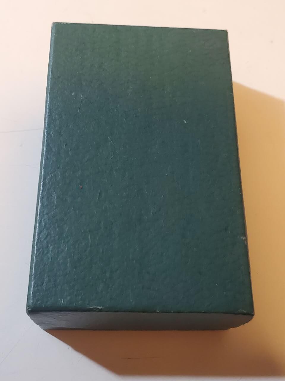 韵星假日拍卖第三十五期 -- Rimey Holidays Auction 34 民主德国银级莱辛奖章 库存品相 铜镀银 带早期仿皮原盒