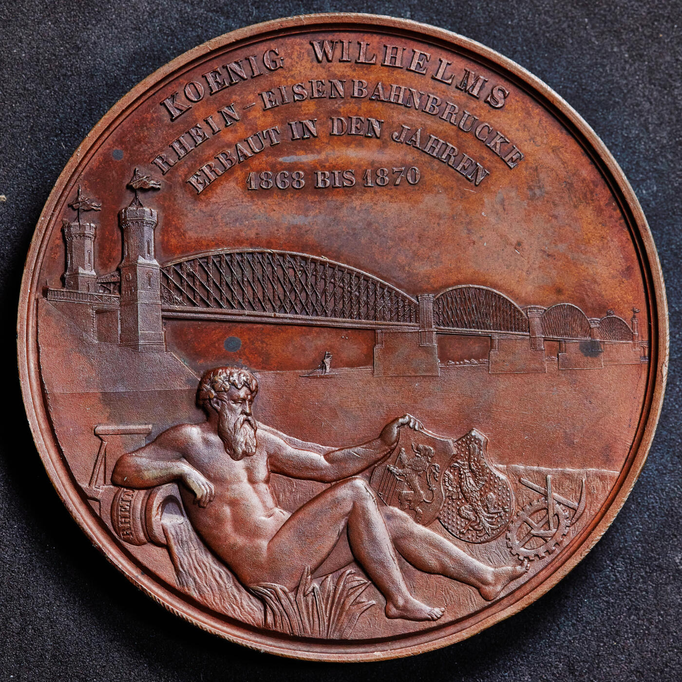 【俄甄集藏】2026年(046)01-07 星期三 晚 19:30 全场包邮 德国普鲁士1870年威廉一世夫妇头像纪念莱茵河铁路大桥建成大铜章，直径：70mm，重量：158.67克，名誉品种