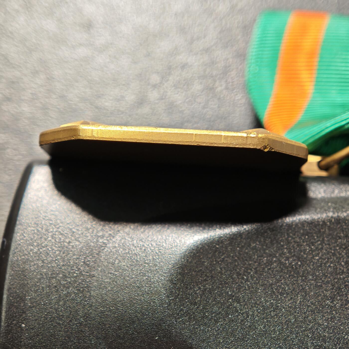 【德藏】世界币章拍卖第160期 美国海军成就奖章 原盒带略和珐琅略 直径约：32.3mm/仅章；重约：28.1g