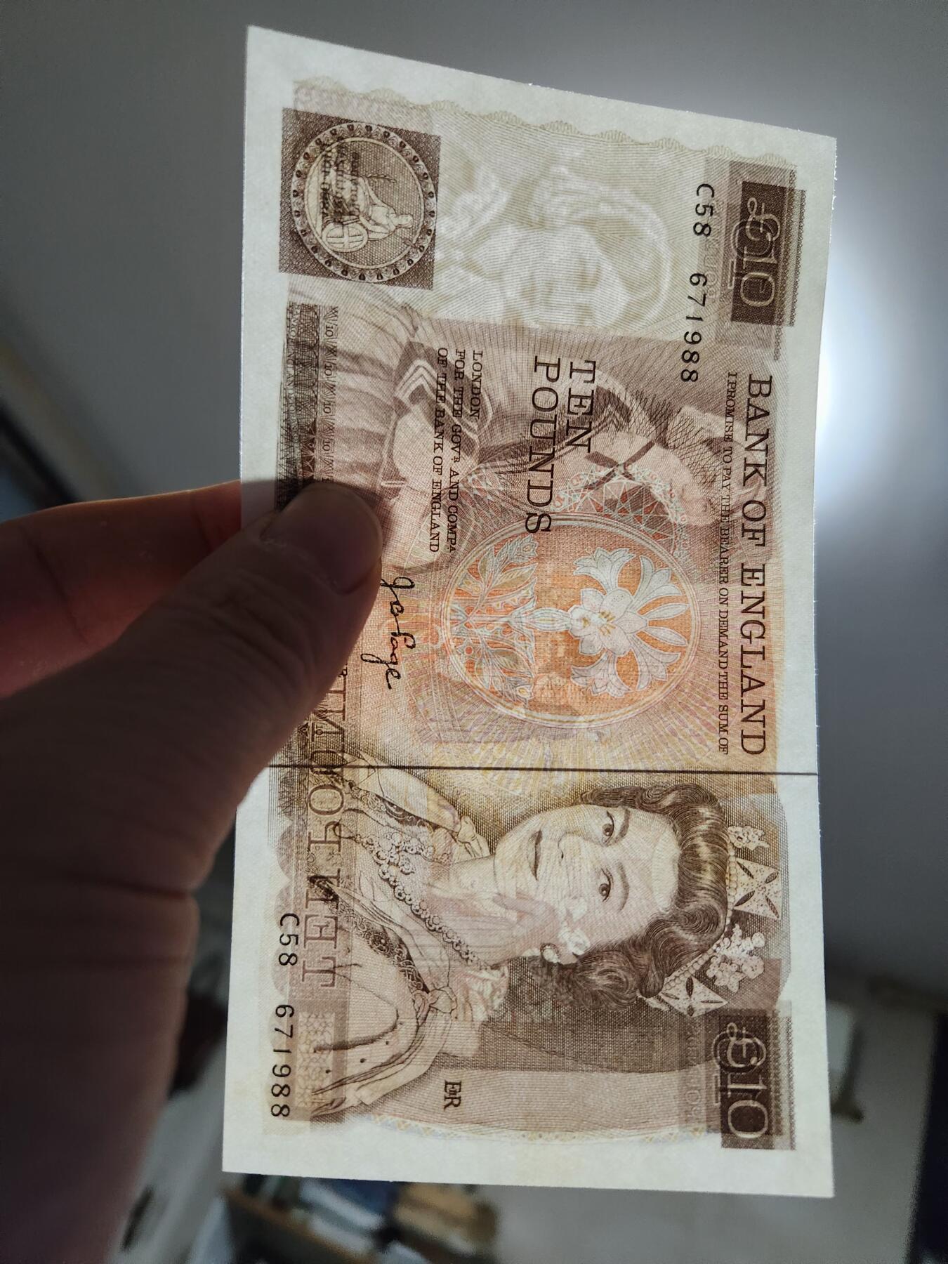 1月2号晚上8点 外国纸币自动截拍第78场 英国10镑纸币 1975-1980年JBPage签 D序列 几乎全新