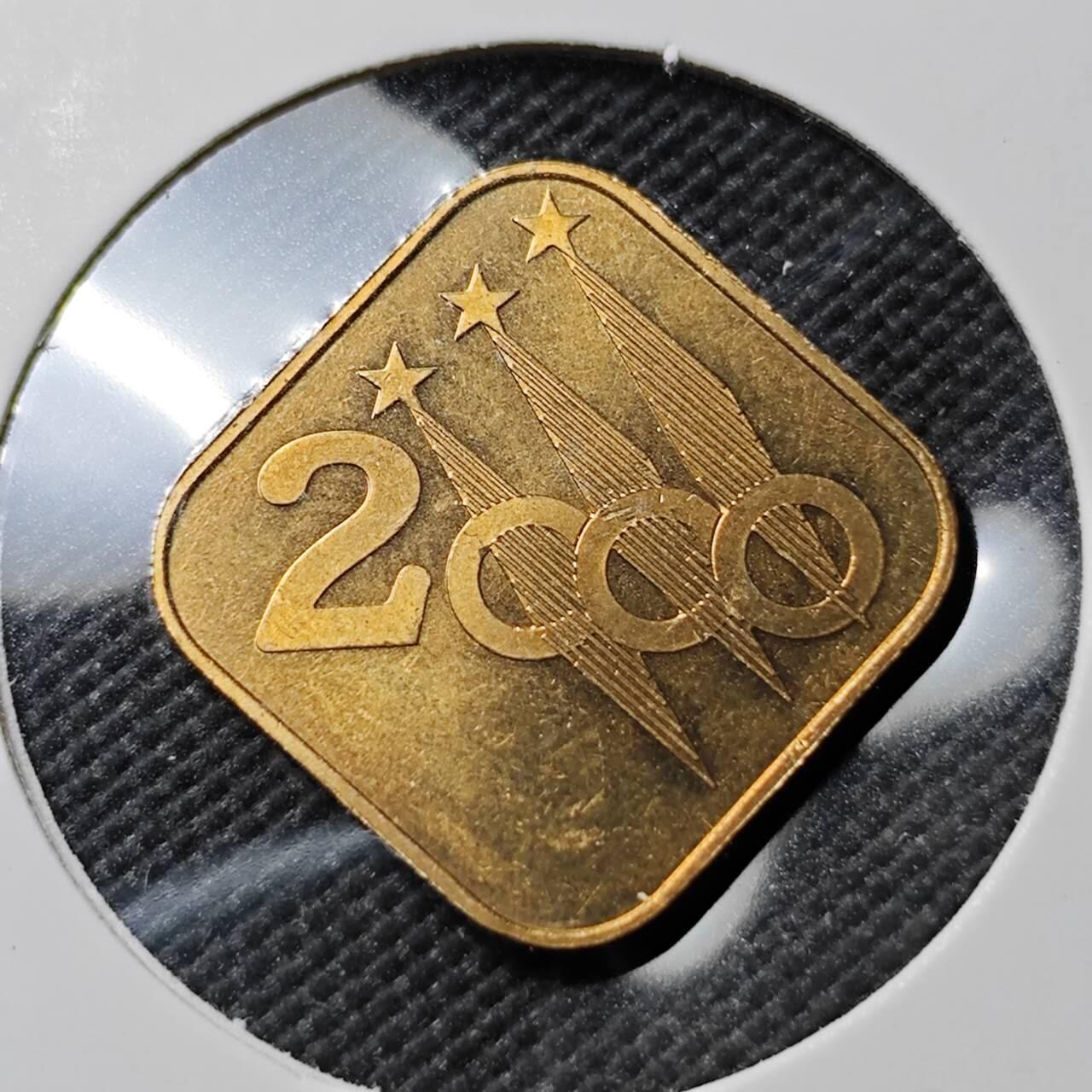 KK钱币收藏小铺  第383期  2月预留时间 周末发货  2000龙 日本生肖铭牌铜章