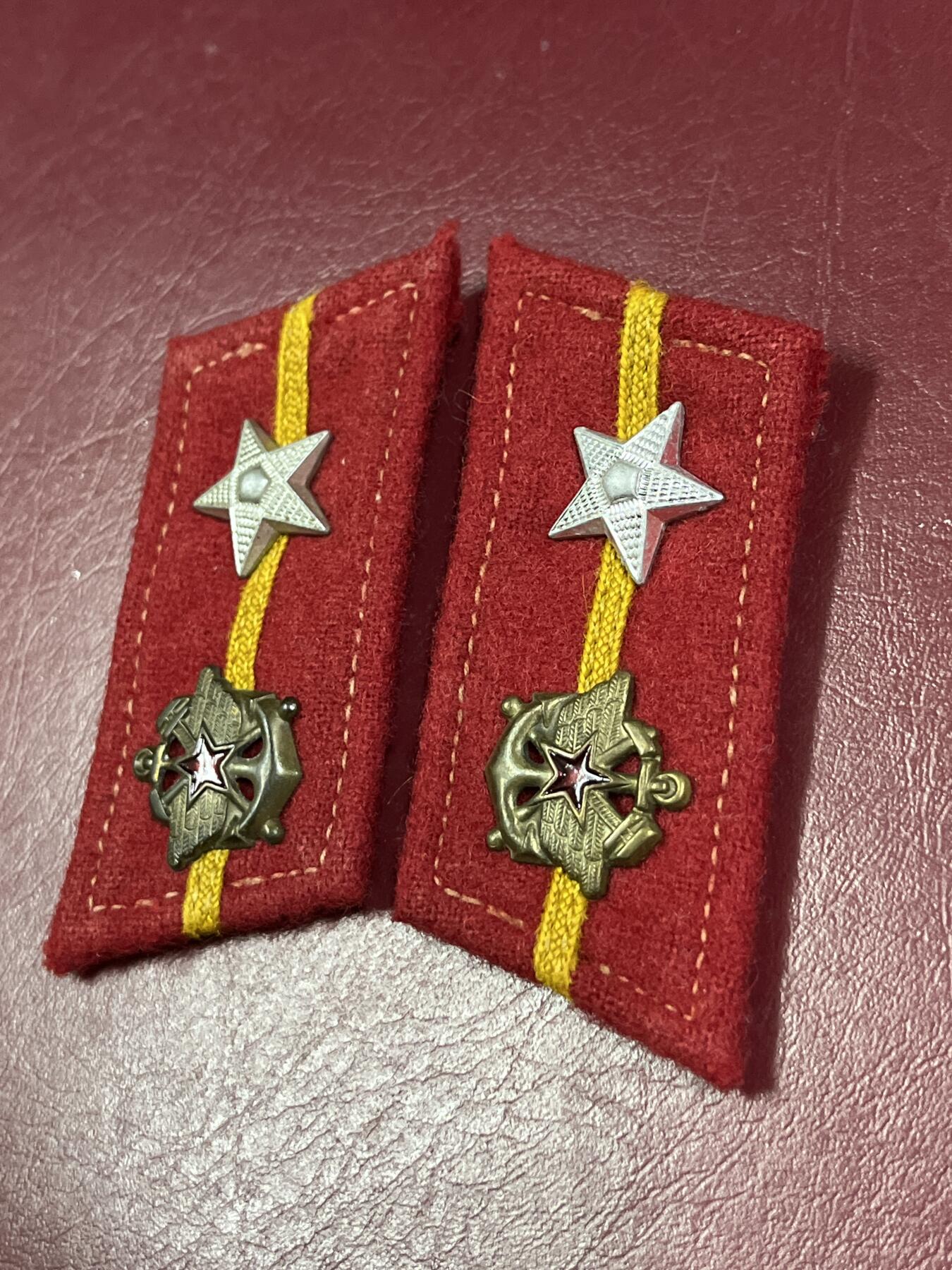 五十年代社会主义国家仿苏联徽章专场拍卖 五十年代苏联合成军下士徽章